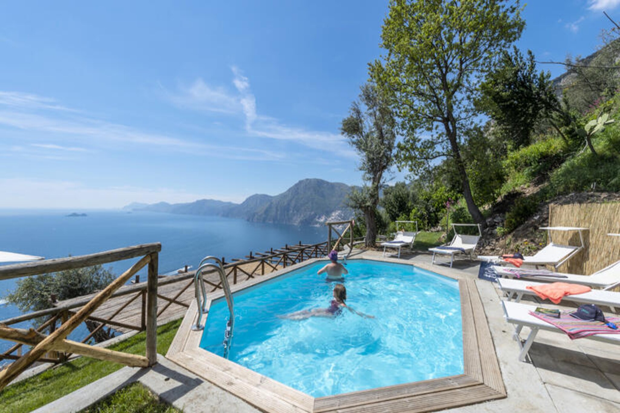 House in Praiano with Pool & Capri Views
