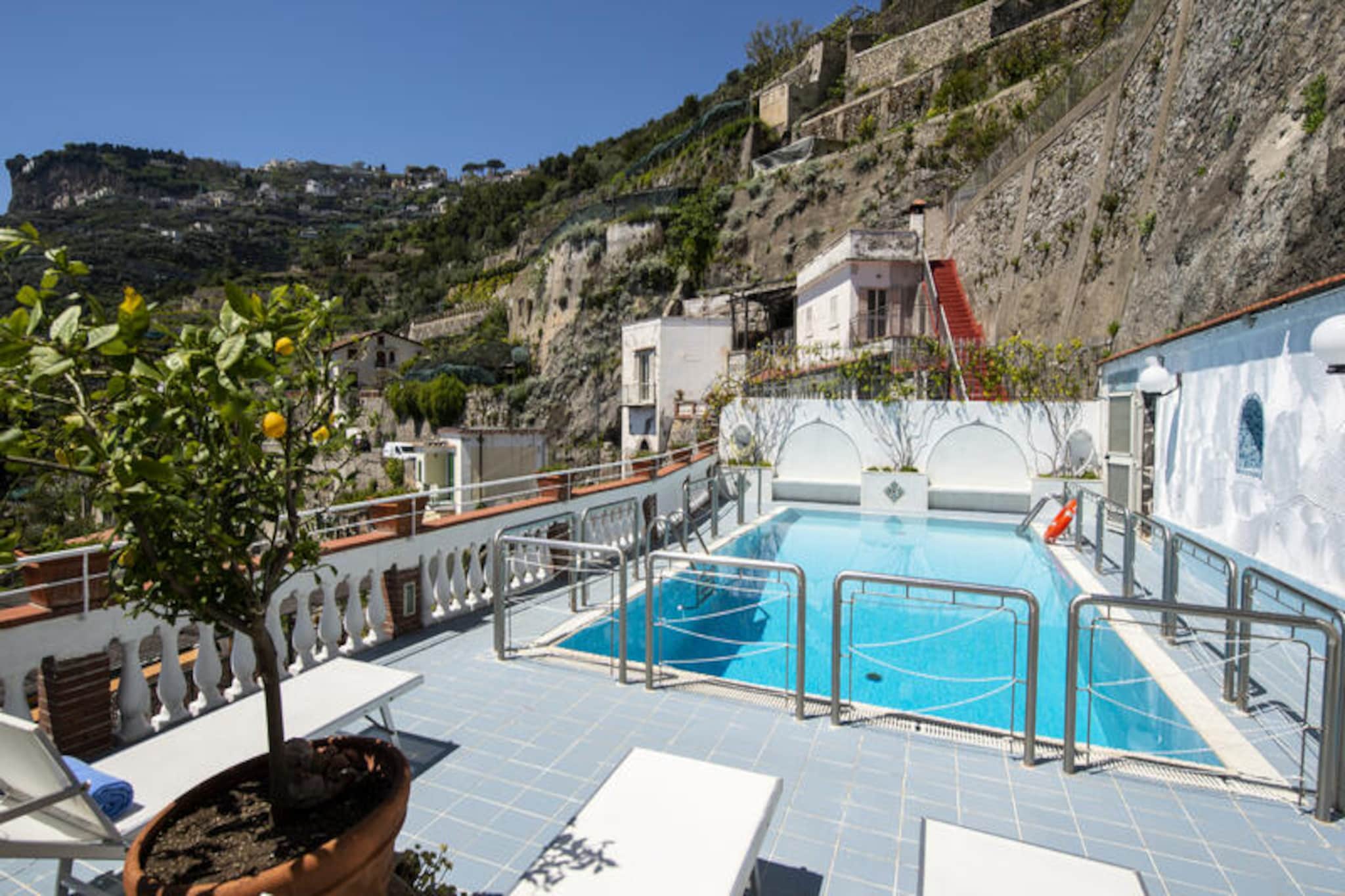 Villa in Ravello with Pool and Sea Views