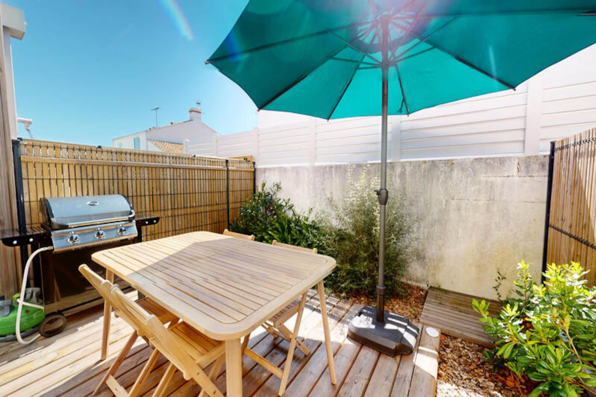 Villa in Saint-Gilles near Grande Plage