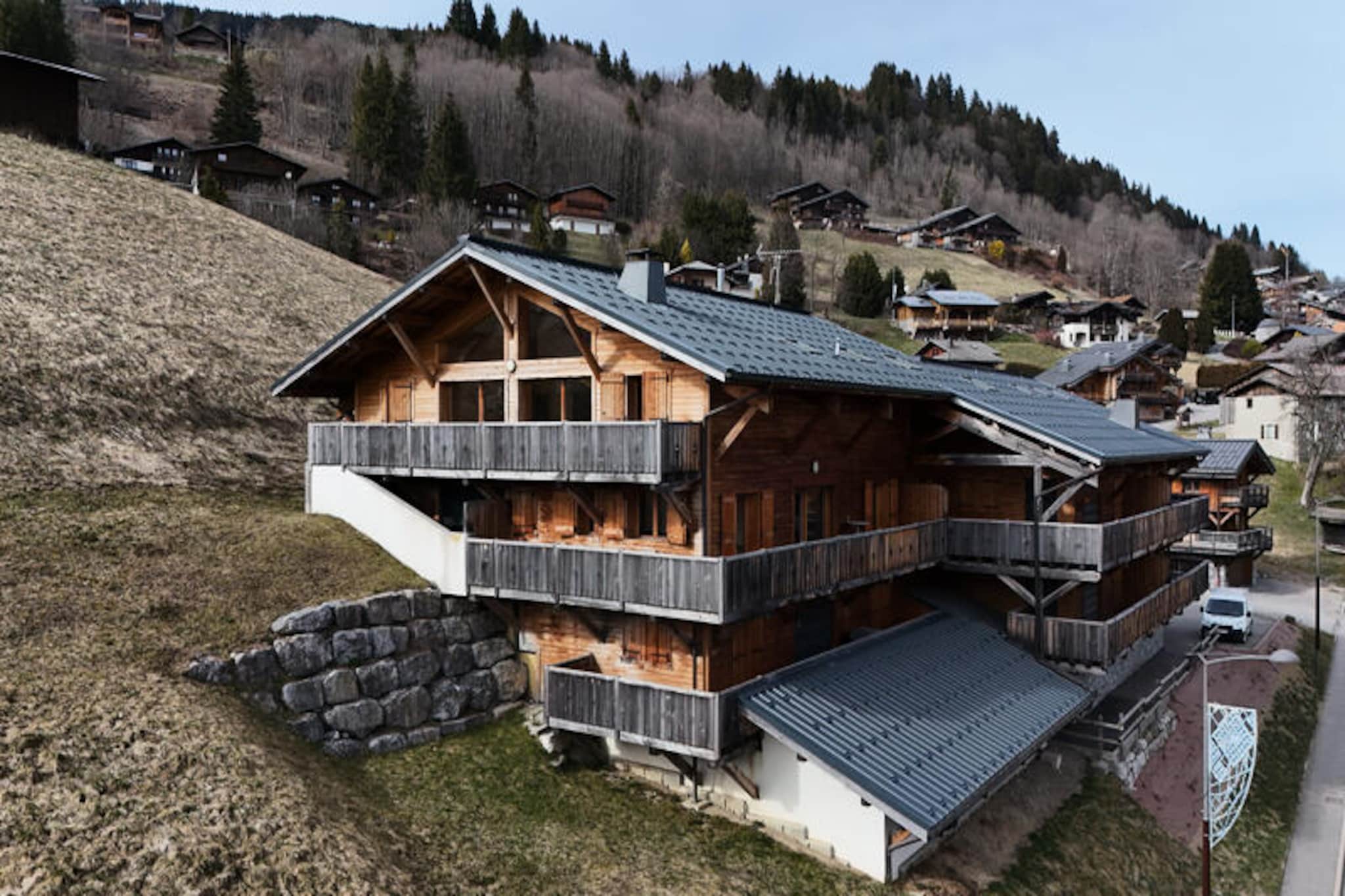 Amarante-apartment-6 people-near the slope