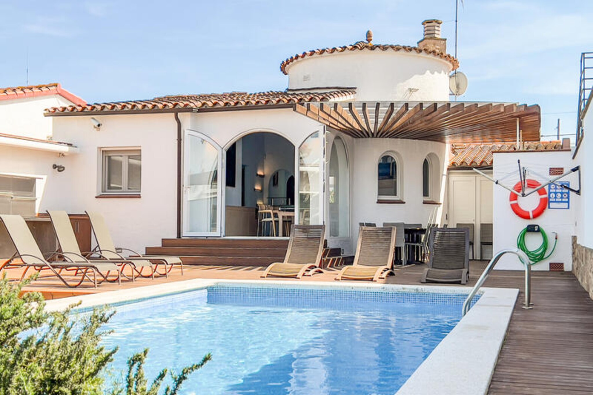 Villa in Empuriabrava with Private Dock