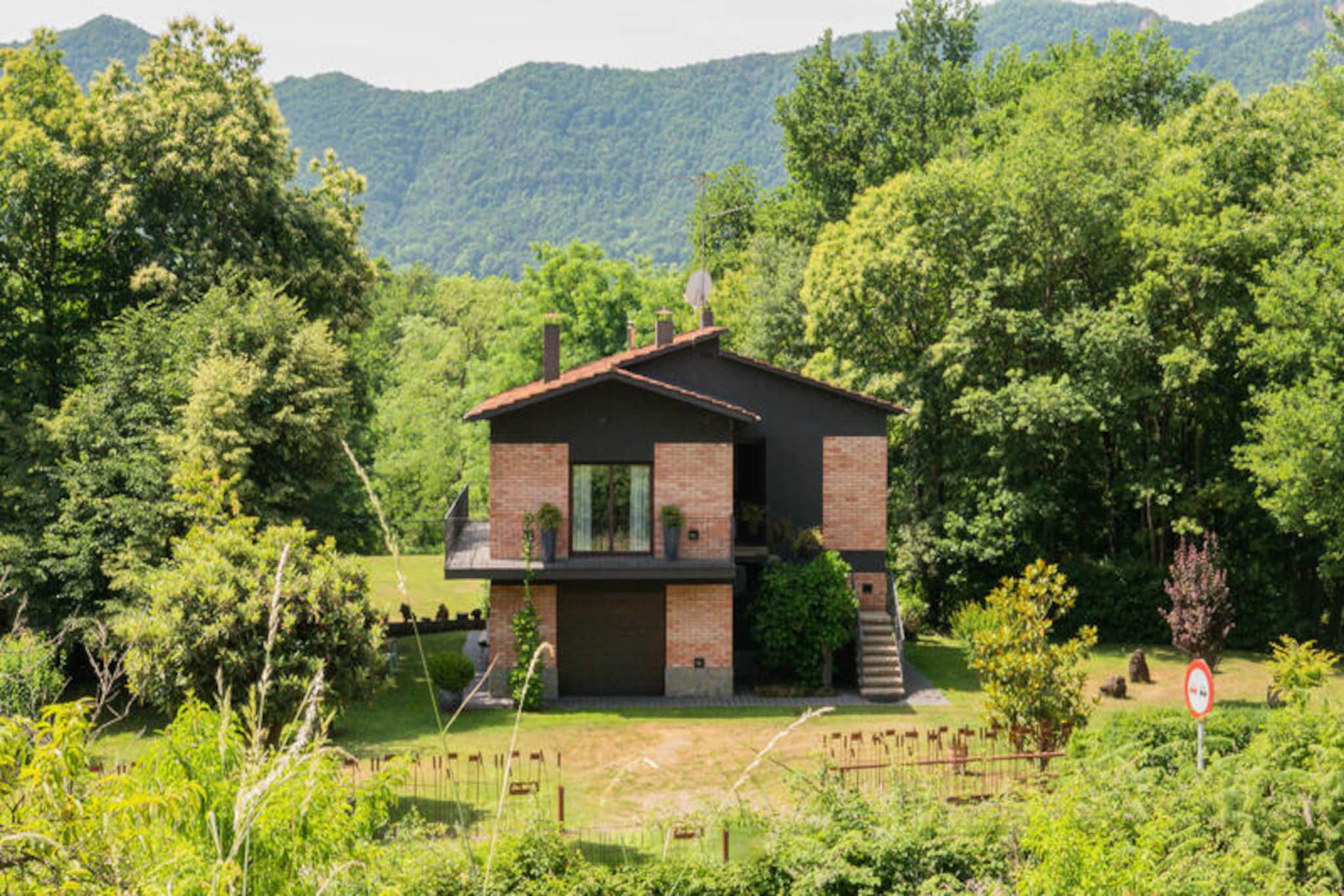 Holiday Home near La Fageda Nature Reserve