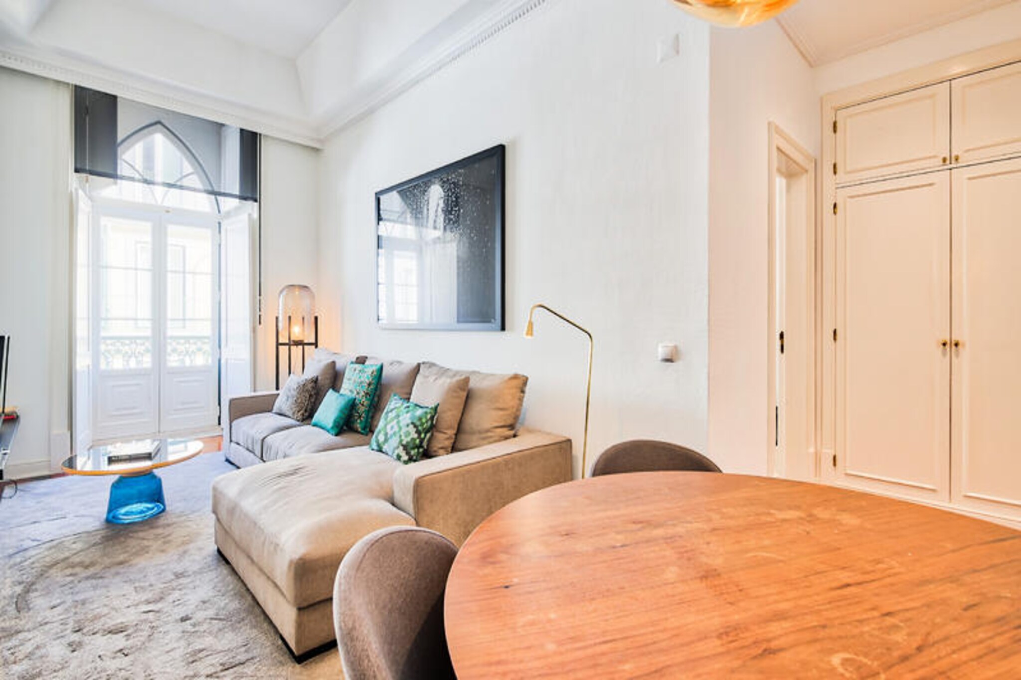 Apartment in Chiado near Rio Tejo River