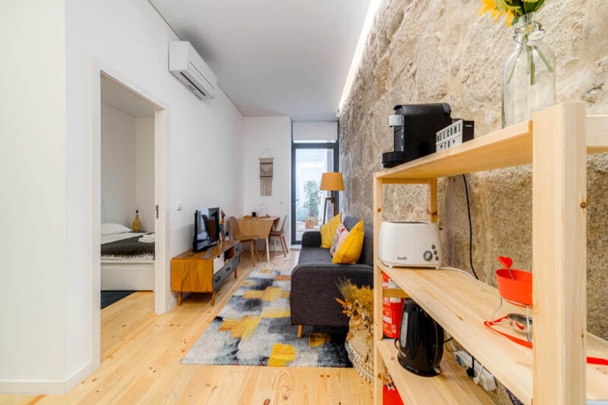 Apartment in Porto with Large Terrace
