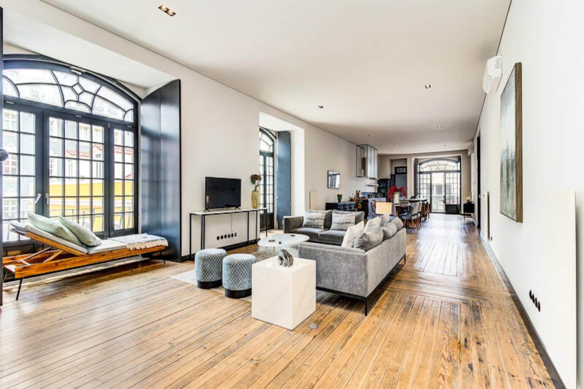 Apartment in Lisbon near TimeOut Market