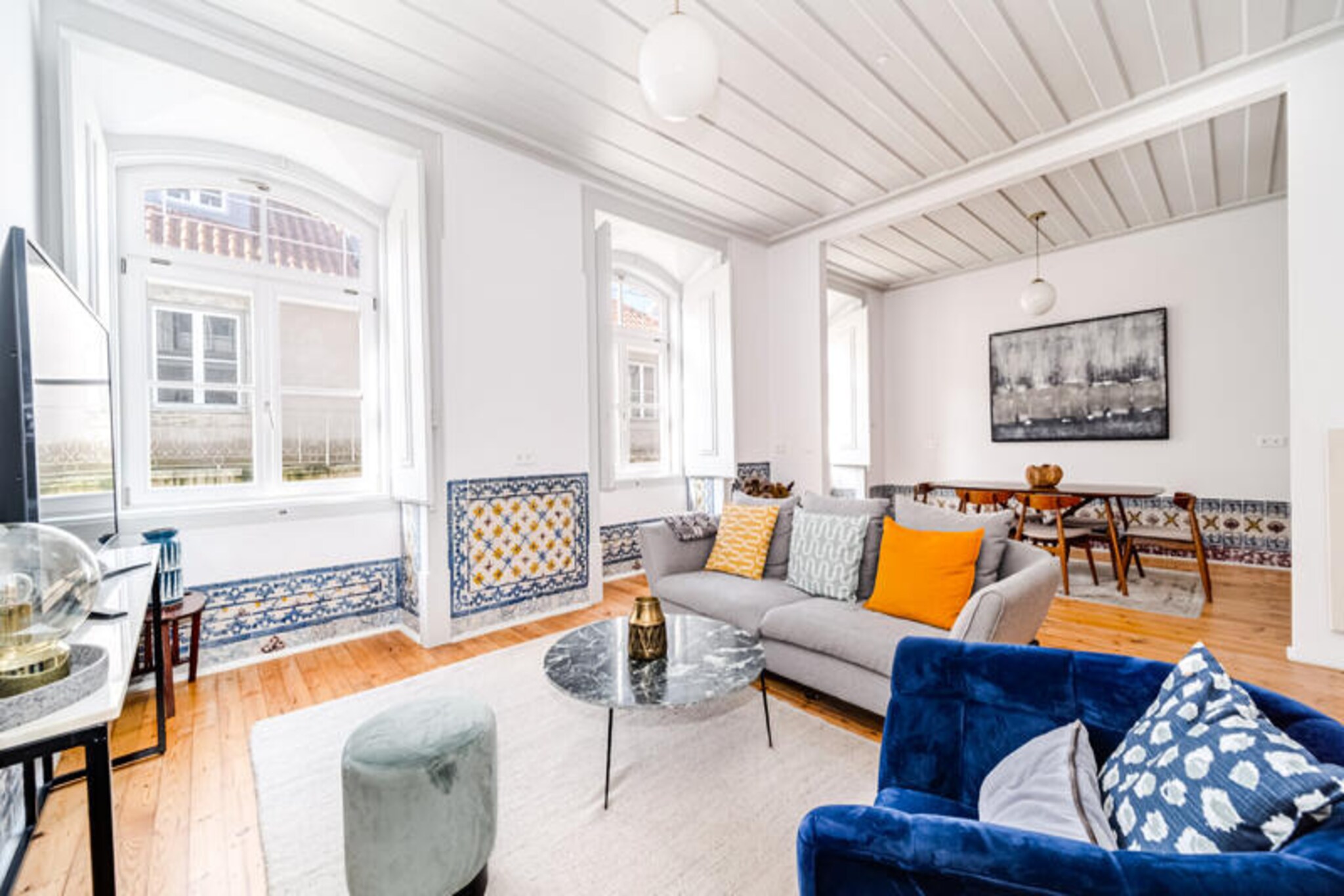 Apartment in Chiado near Rio Tejo River