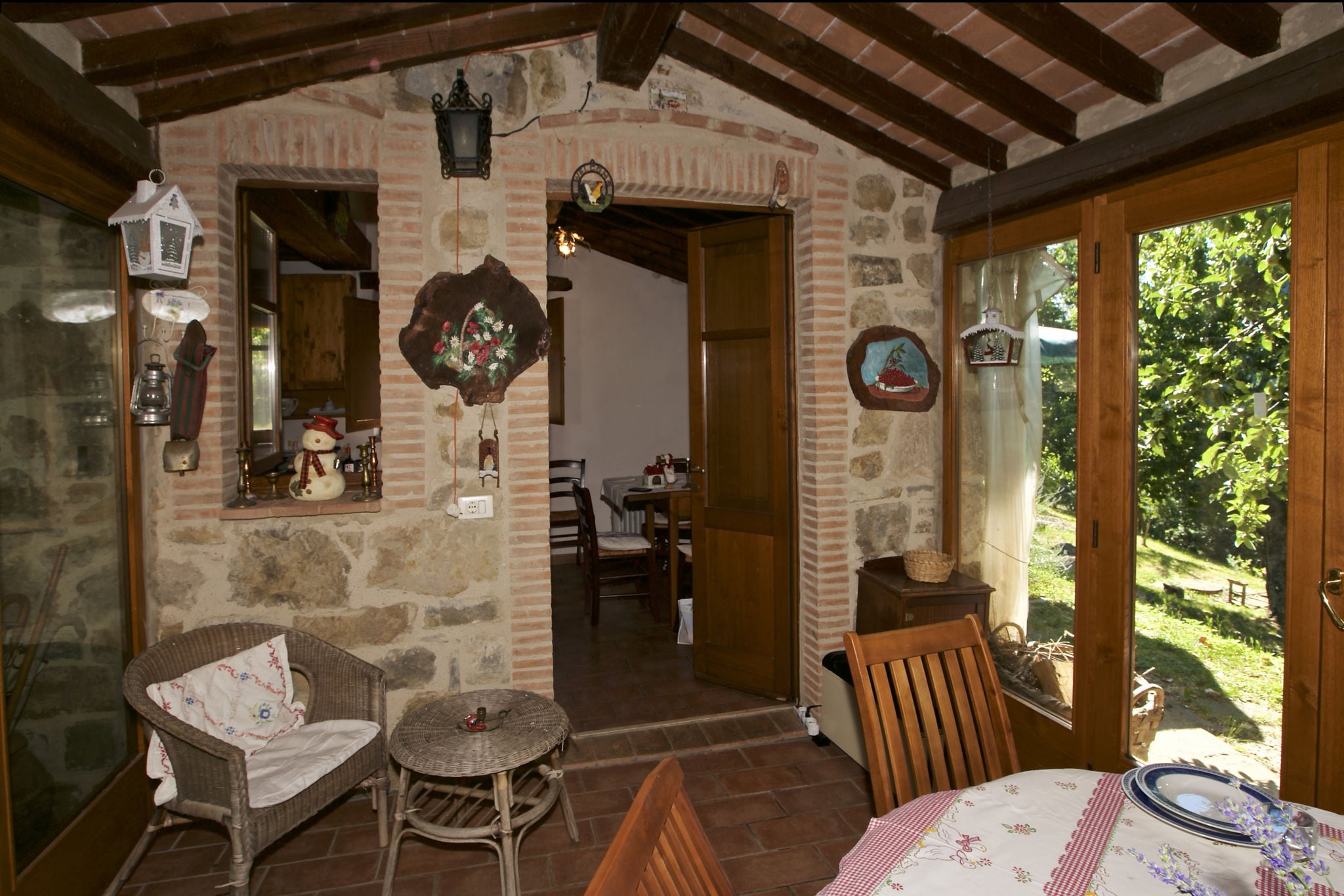 Gemütliches Ferienhaus in Seggiano nahe dem Wald