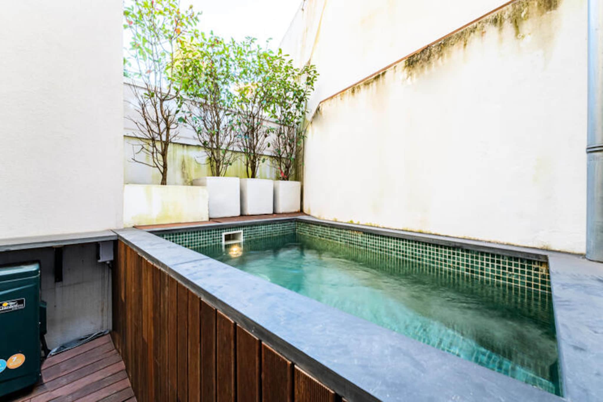 House in Porto with Private Pool & Garden