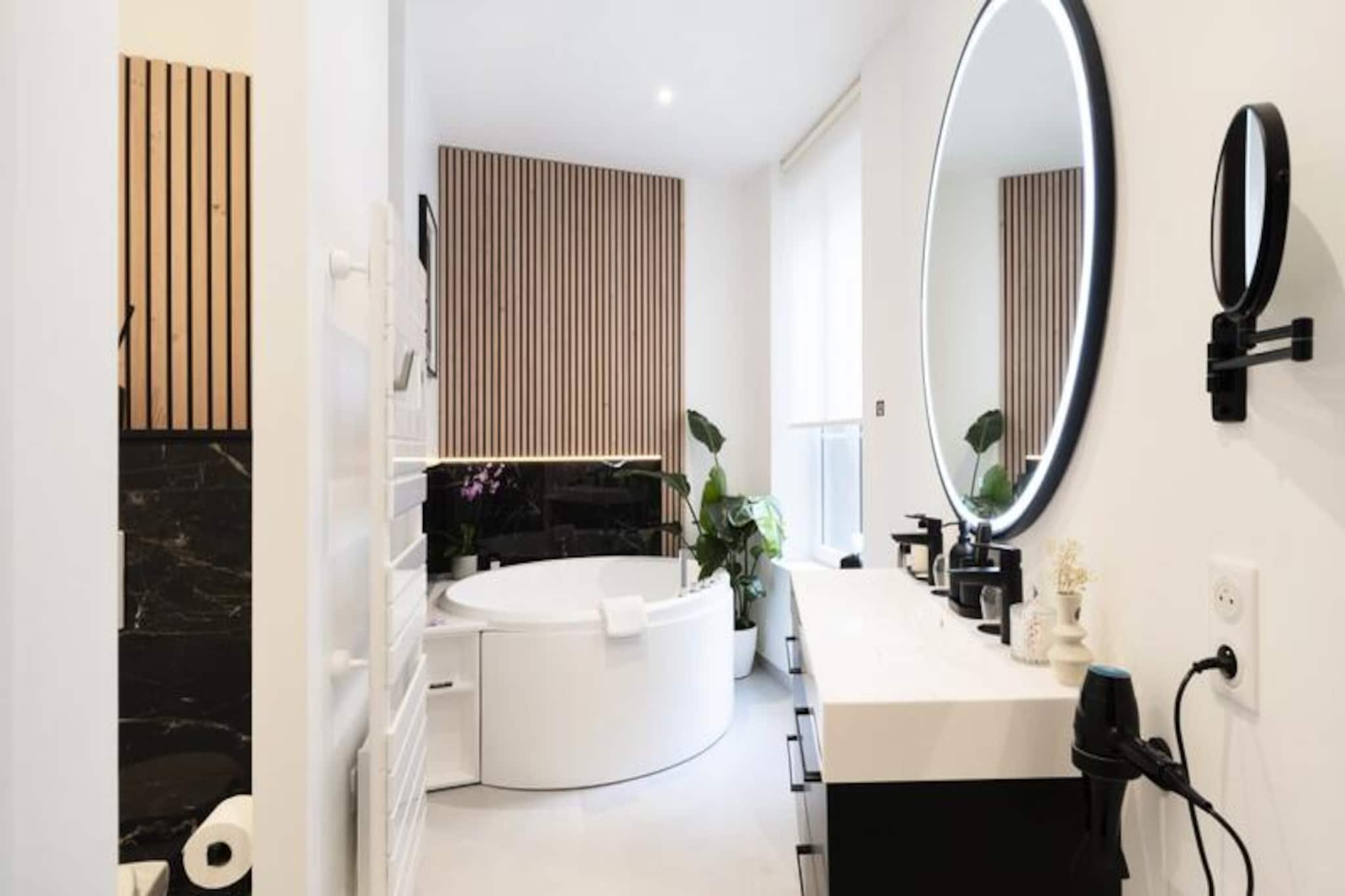 Holiday Home in Metz with Private Spa