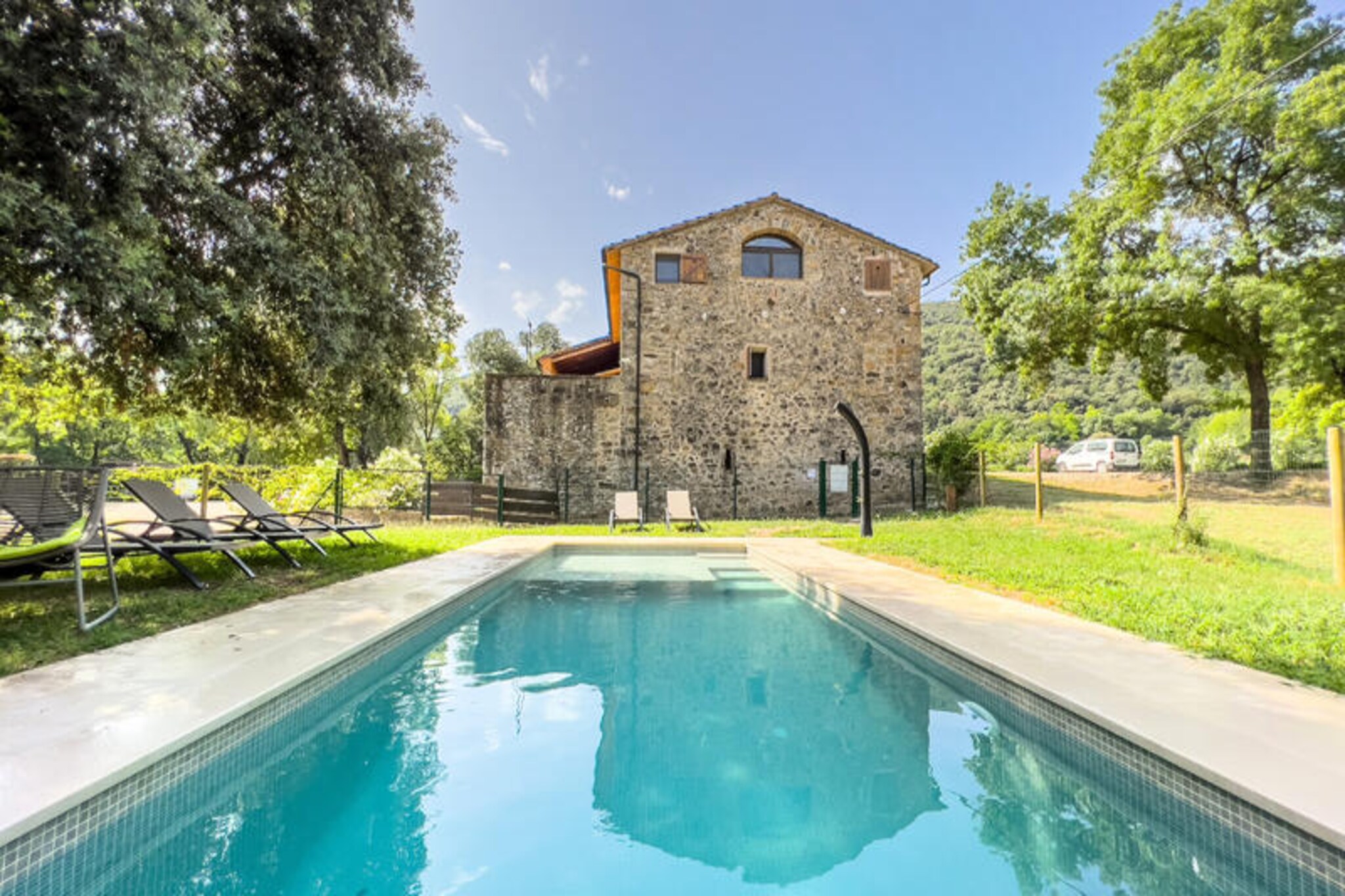 Apartment near Castellfollit de la Roca