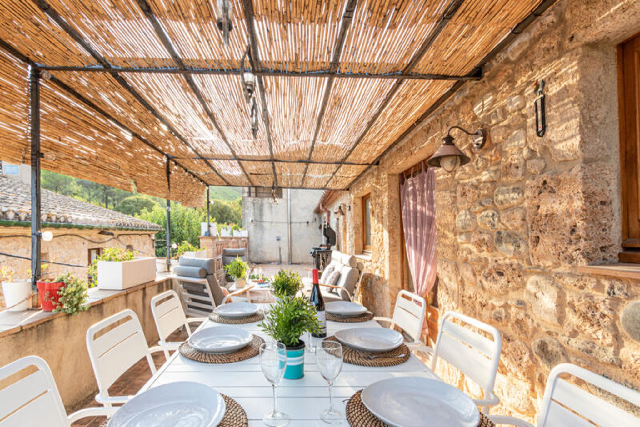 House in Les Escaules with Private Pool