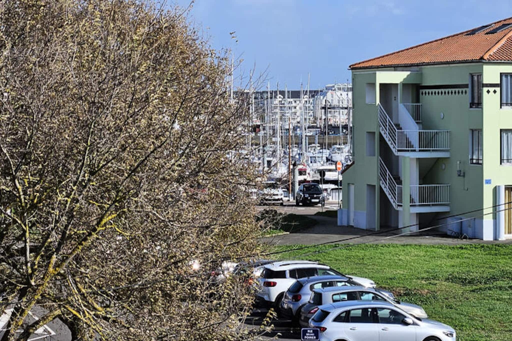 Apartment in La Chaume near Port Olona