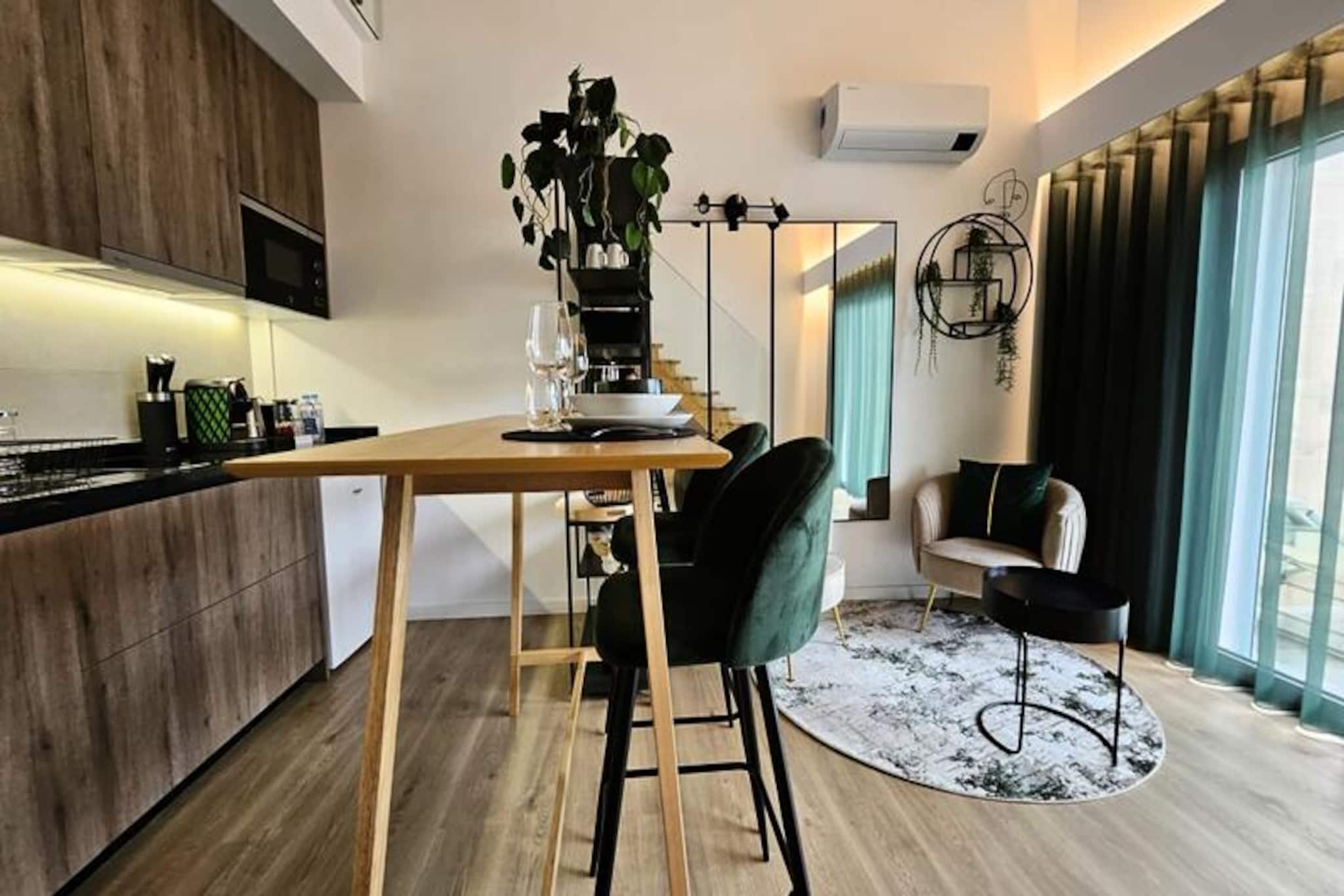 Apartment in Marinha Grande near beaches