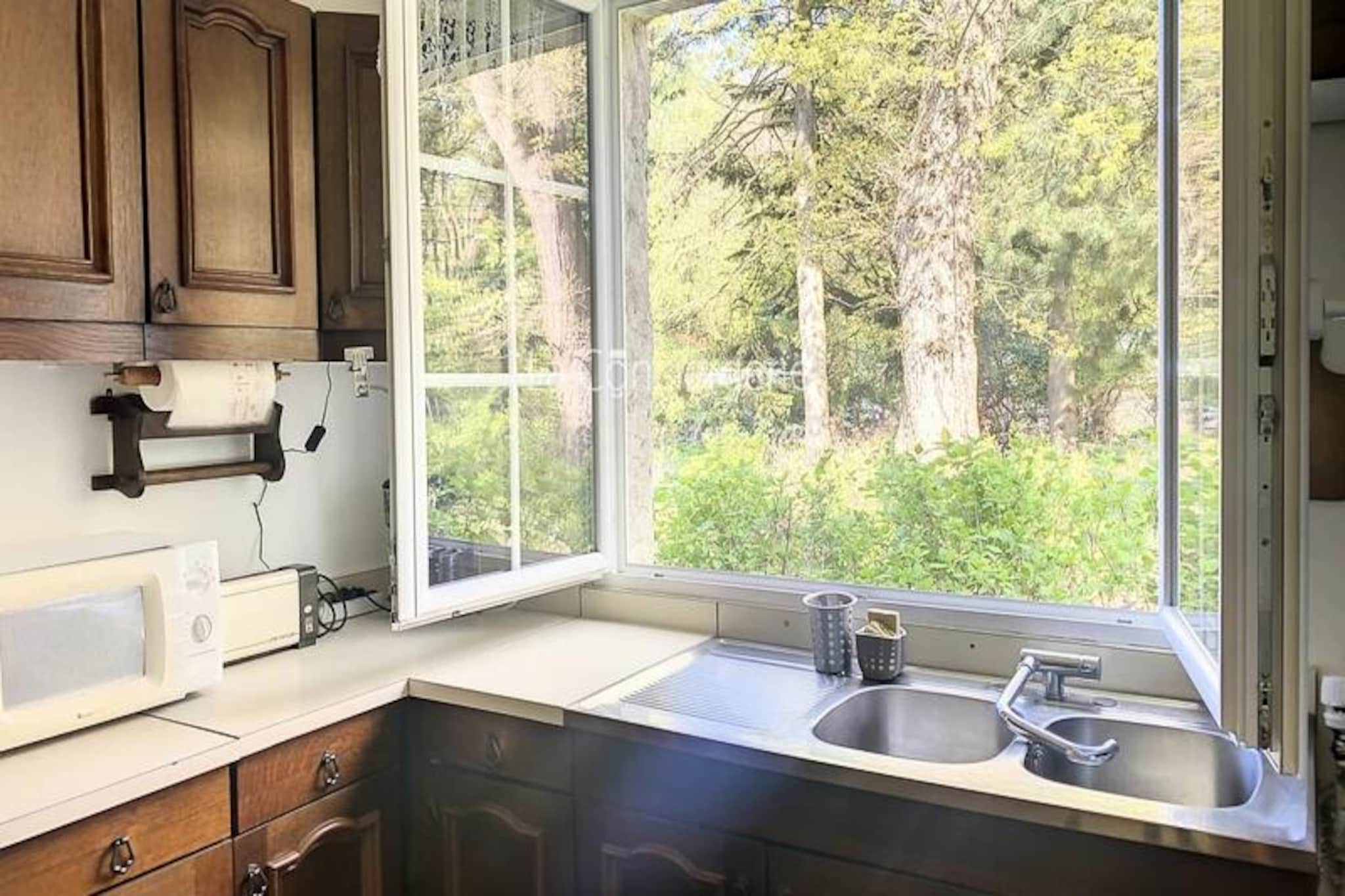 Apartment in Ault with Garden & Beach Access