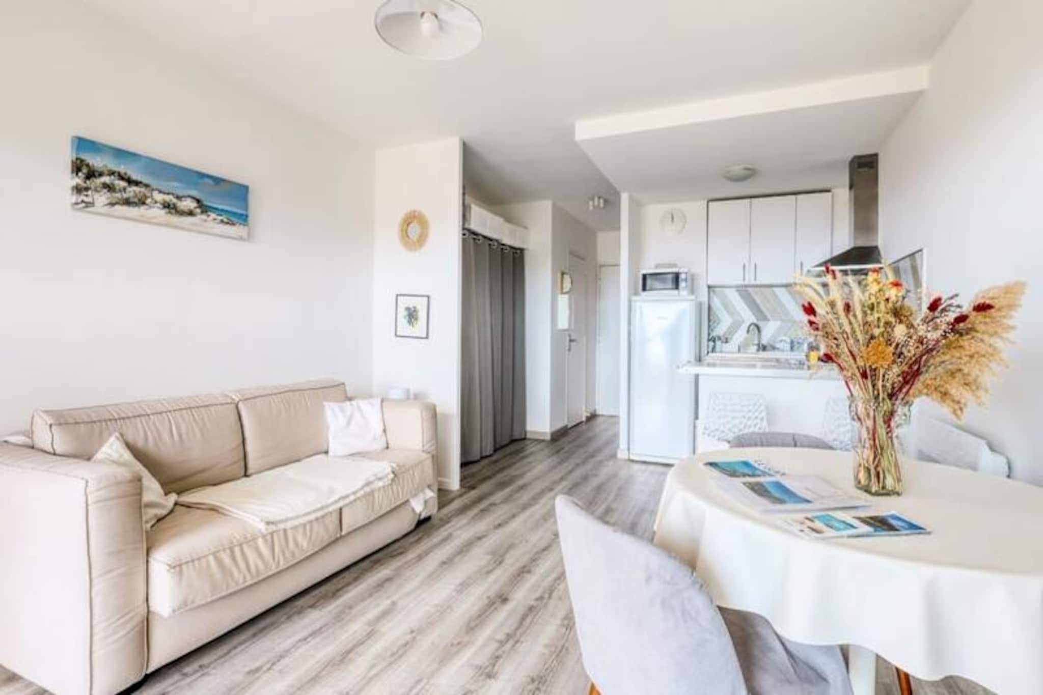 Apartment in Le Lavandou with Sea Views