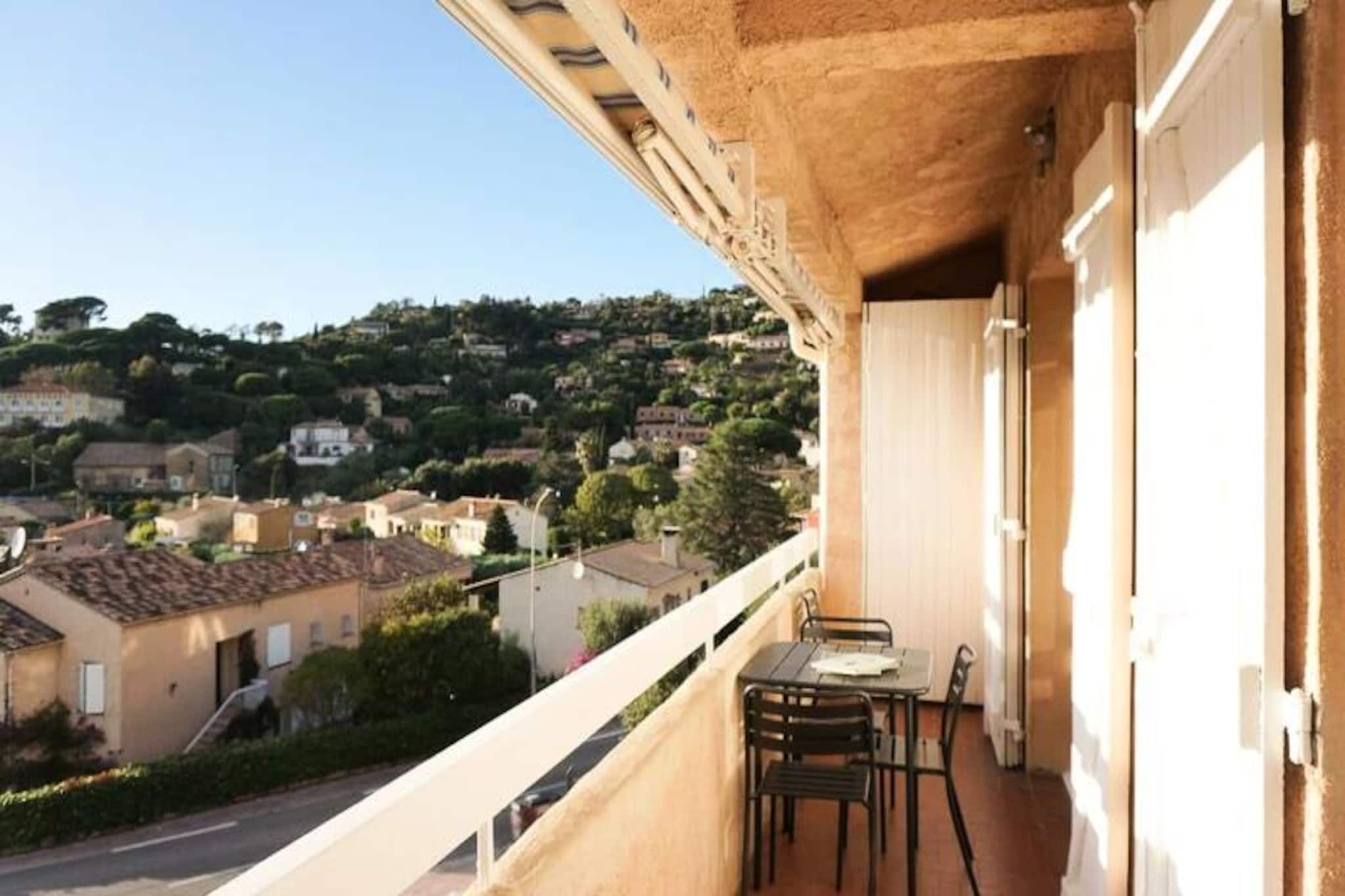 Apartment in Bormes near Maures Hills