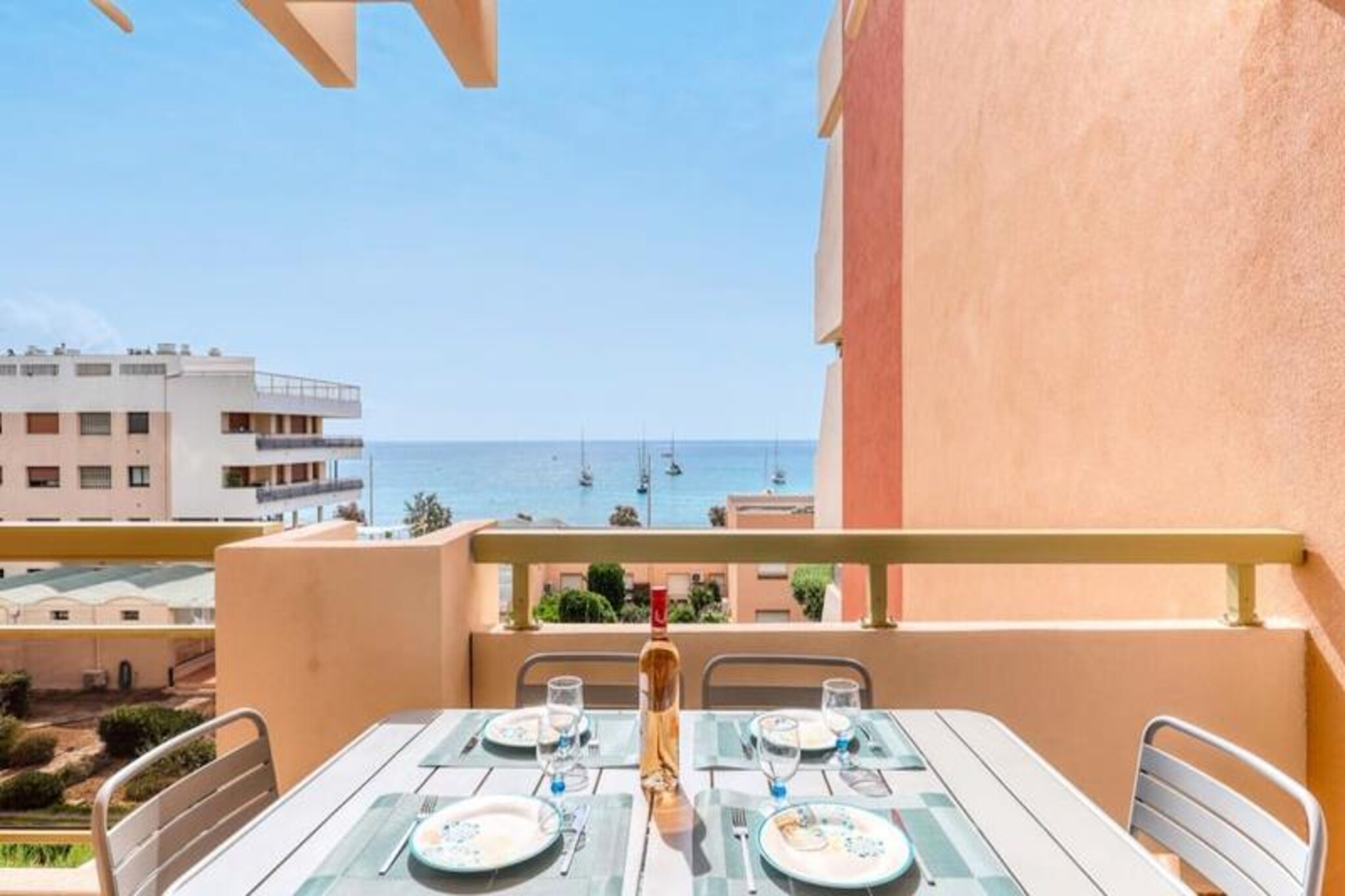 Apartment in Le Lavandou with Sea View