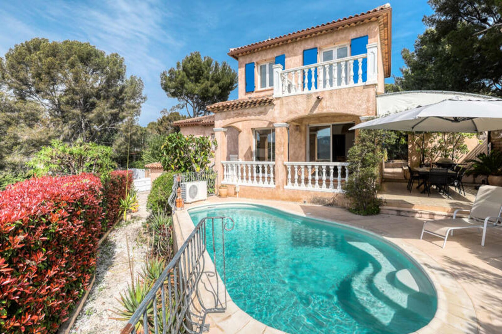 Imagine waking up to the gentle sound of waves and a panoramic sea view from your private terrace. This spacious family home, nestled in the heart of the French Riviera, offers a serene retreat for up to 7 guests. With its private pool, sunny garden, and proximity to pristine beaches, it’s the perfect setting for a memorable holiday. Whether you’re lounging by the pool or enjoying a meal al fresco under the pergola, every moment here is designed to delight.
Spread across three levels, the house boasts air-conditioned comfort and a thoughtful layout. The ground floor features a bright living room that opens onto the terrace, a fully equipped kitchen, and a cozy bedroom with a balcony. Upstairs, you’ll find two elegant bedrooms, one with a sea-view balcony, and a luxurious bathroom with a double sink. For added privacy, the lower level offers an independent studio with a living area, bedroom, and bathroom—ideal for extended family or friends. Modern amenities like a Weber gas barbecue, deckchairs, and a washing machine ensure a hassle-free stay.
Just minutes away, you’ll discover golden beaches, charming local shops, and vibrant markets. Explore the nearby coastal towns, indulge in Provençal cuisine, or simply unwind in the tranquility of your private oasis. Whether you’re seeking adventure or relaxation, this home offers the best of both worlds. Create lasting memories in this idyllic Mediterranean haven.