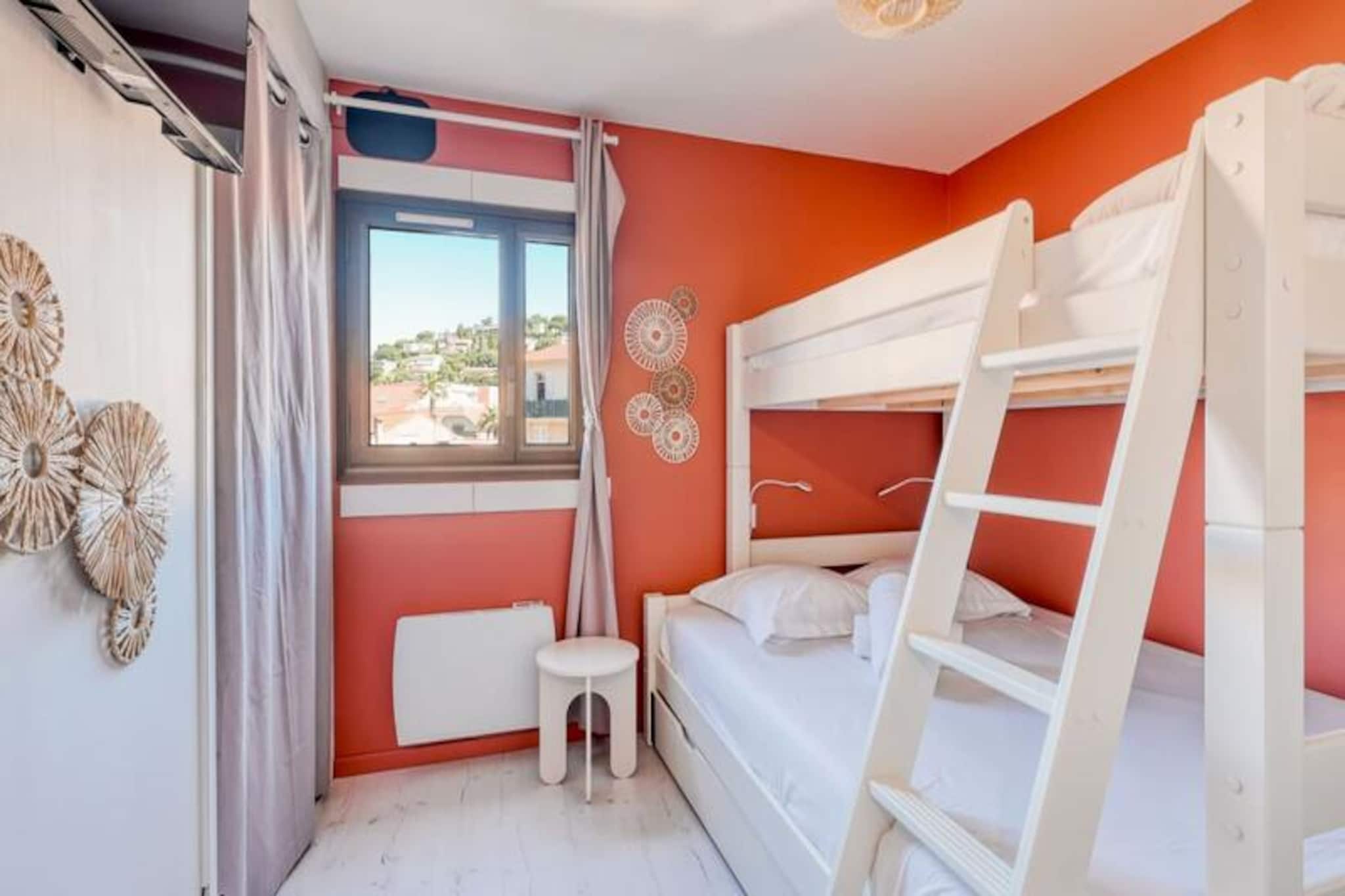 Apartments for 5 people