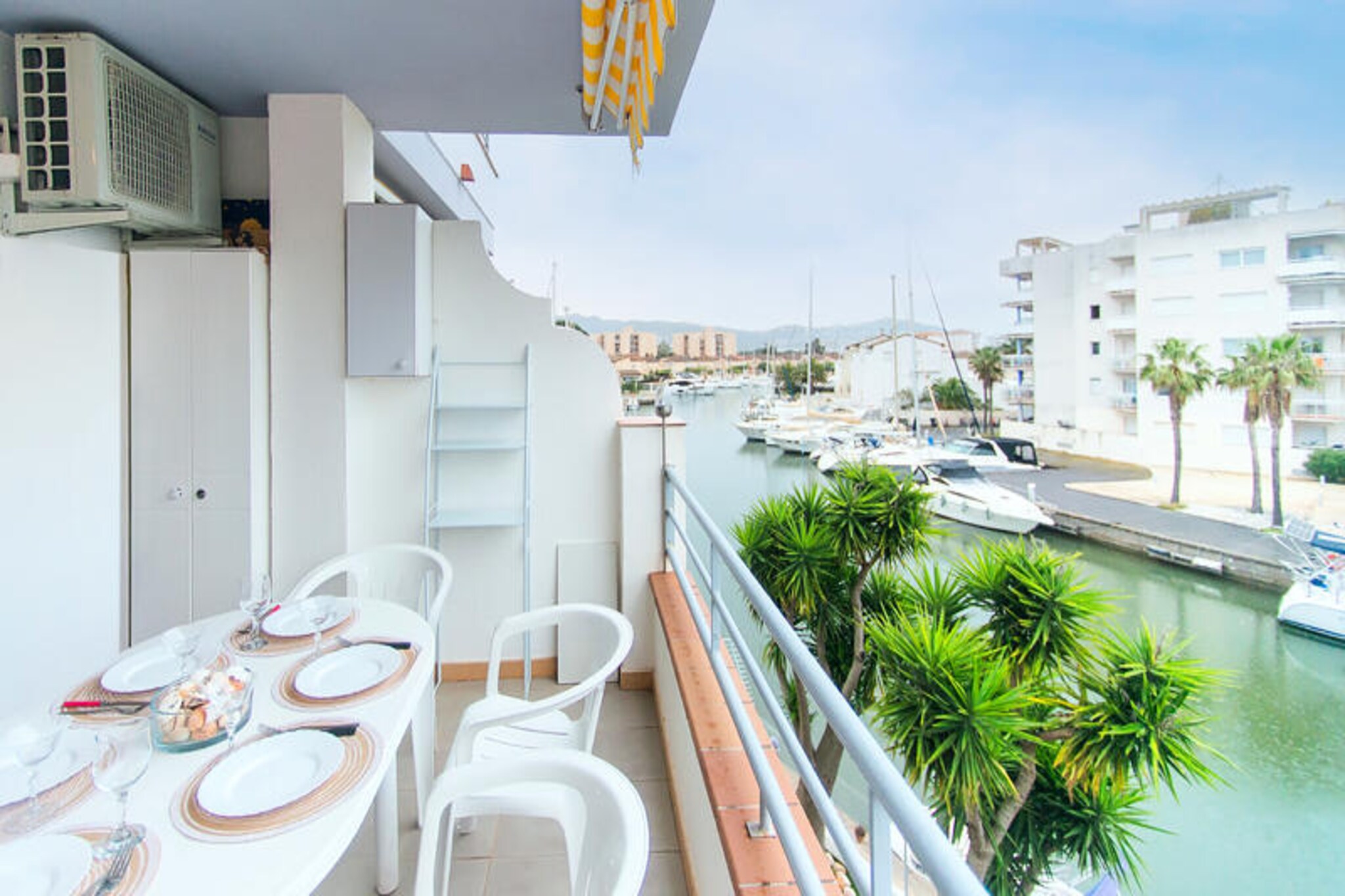 Appartements à Roses-Non tagué