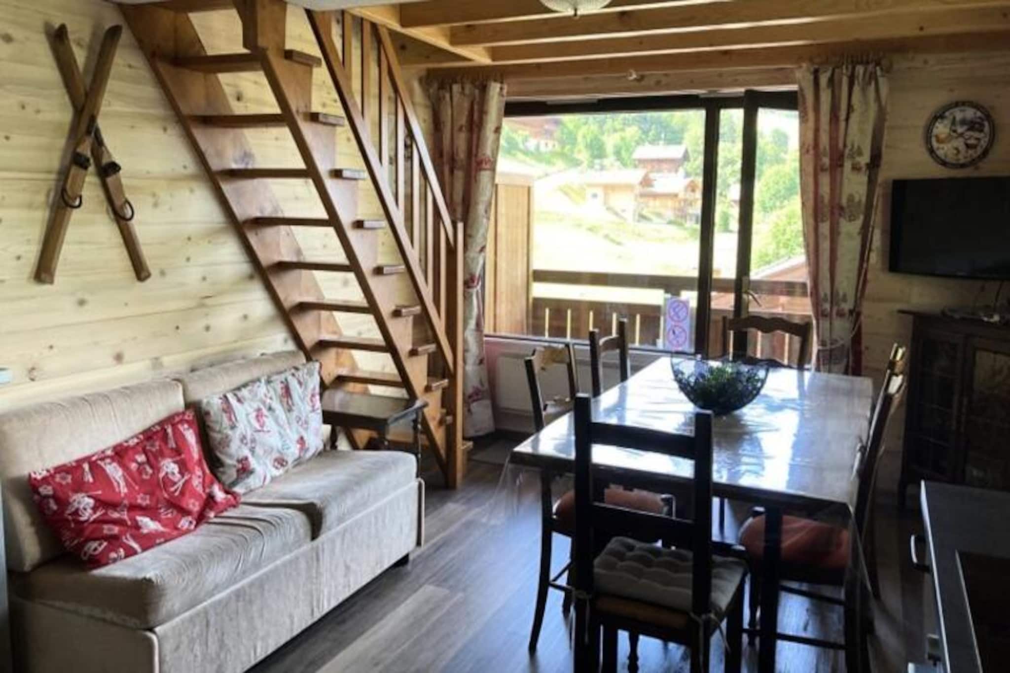 Apartment in Le Chinaillon by Ski Slopes