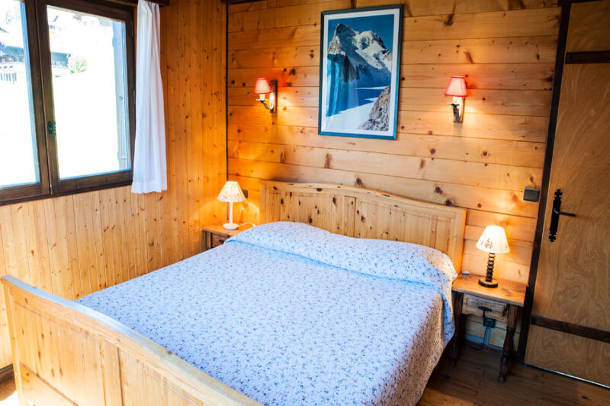 5 Rooms for 8 People