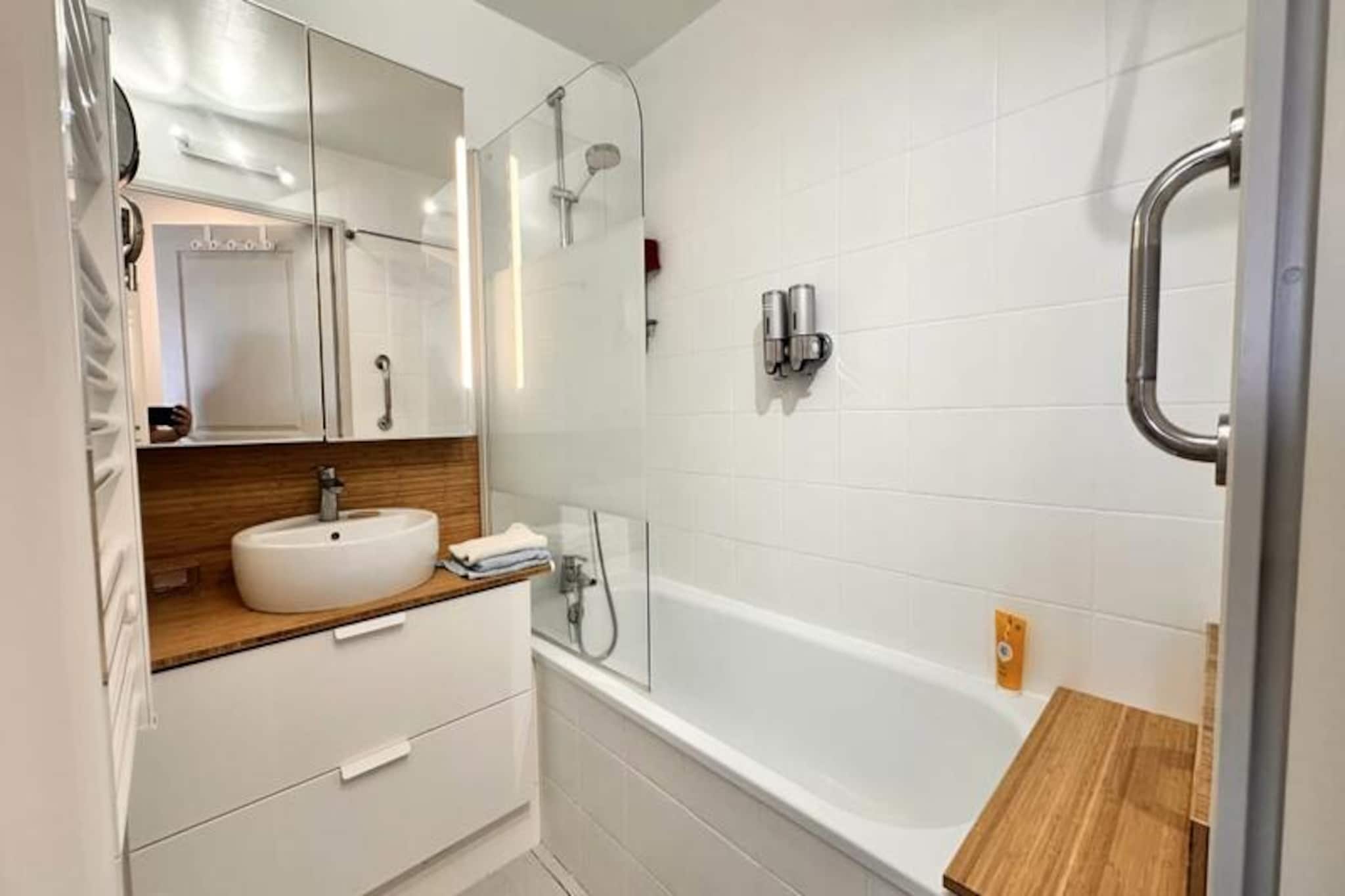 Résidence Le Mayflower - Appartement Cosy Dans Résidence De Standing Avec Piscine-Niet-getagd