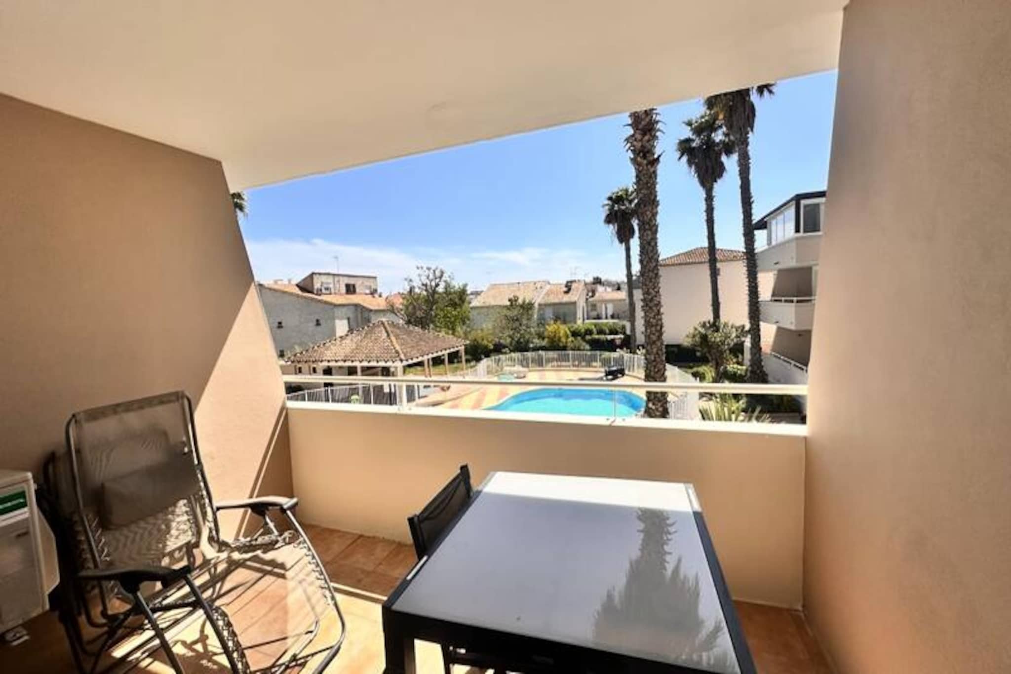 Résidence Le Mayflower - Appartement Cosy Dans Résidence De Standing Avec Piscine-Niet-getagd