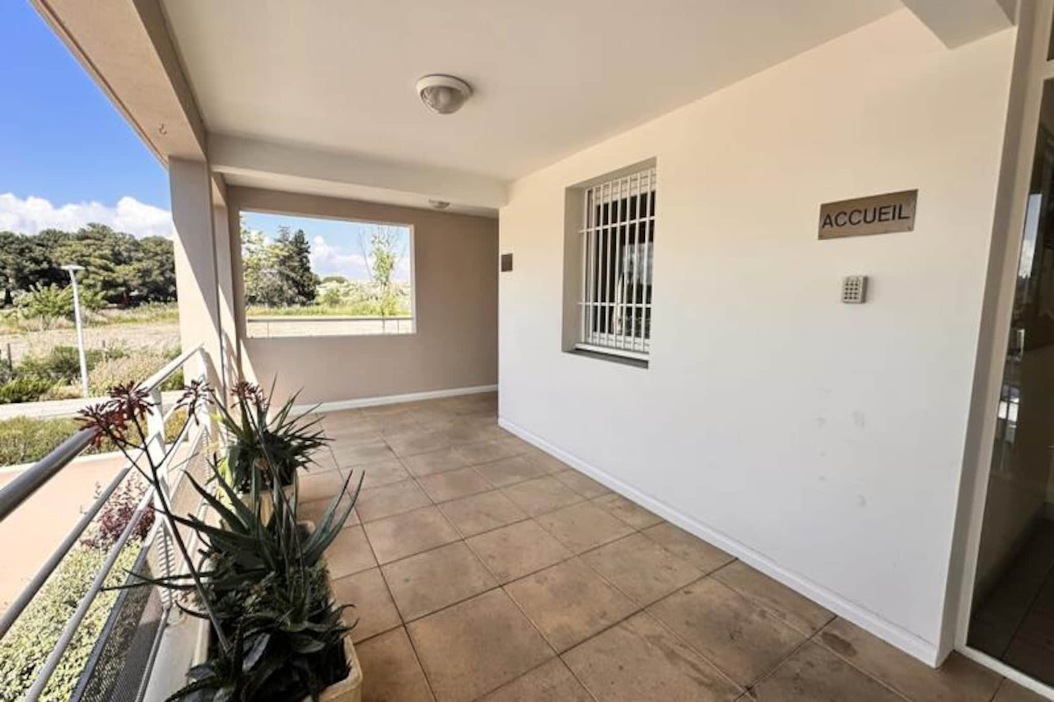 Résidence Le Mayflower - Appartement Cosy Dans Résidence De Standing Avec Piscine-Niet-getagd