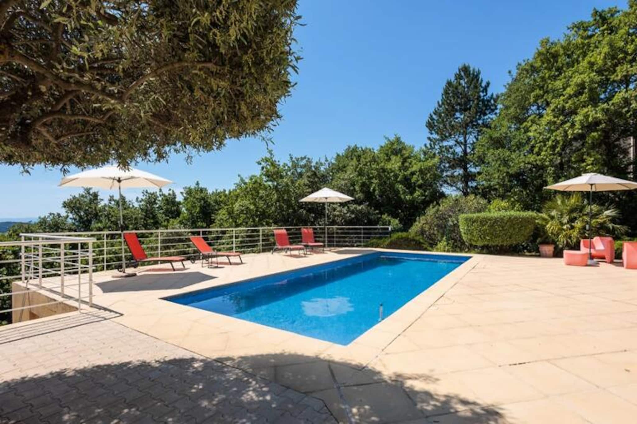 Villa Rochefort --Nicht zugeordnet