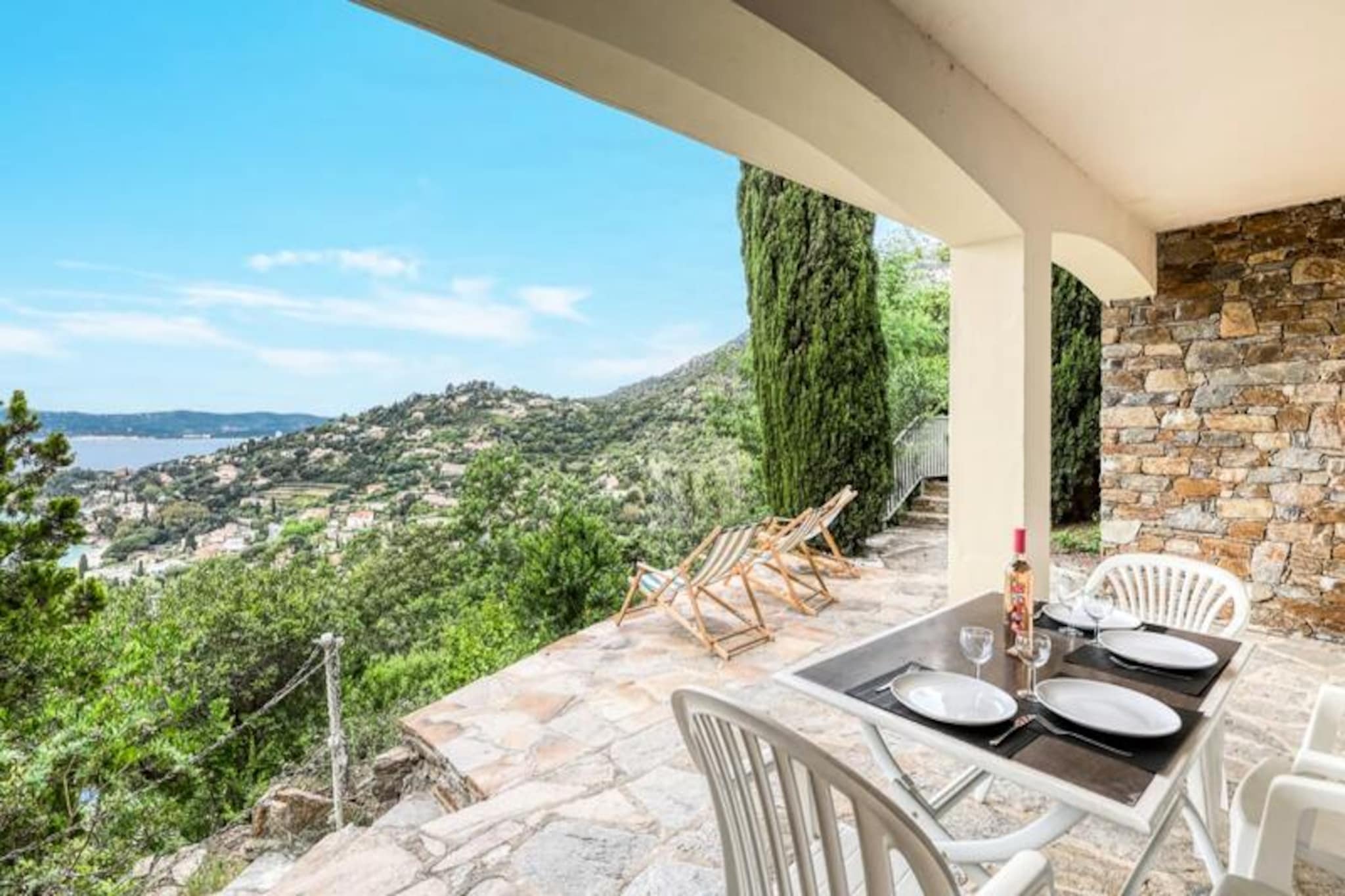 Résidence T2 Lumineux Avec Terrasse Et Vue Mer – Le Lavandou, Aiguebelle-Untagged