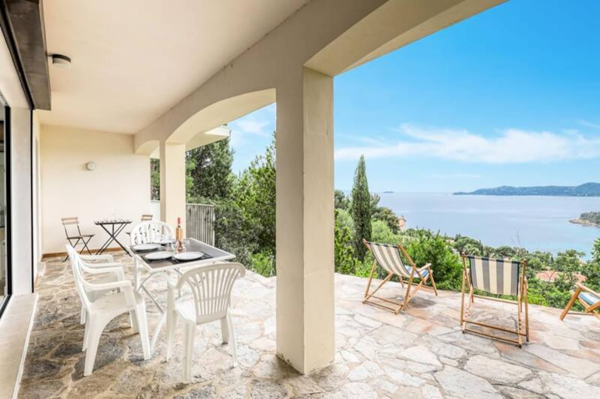 Résidence T2 Lumineux Avec Terrasse Et Vue Mer – Le Lavandou, Aiguebelle-Untagged