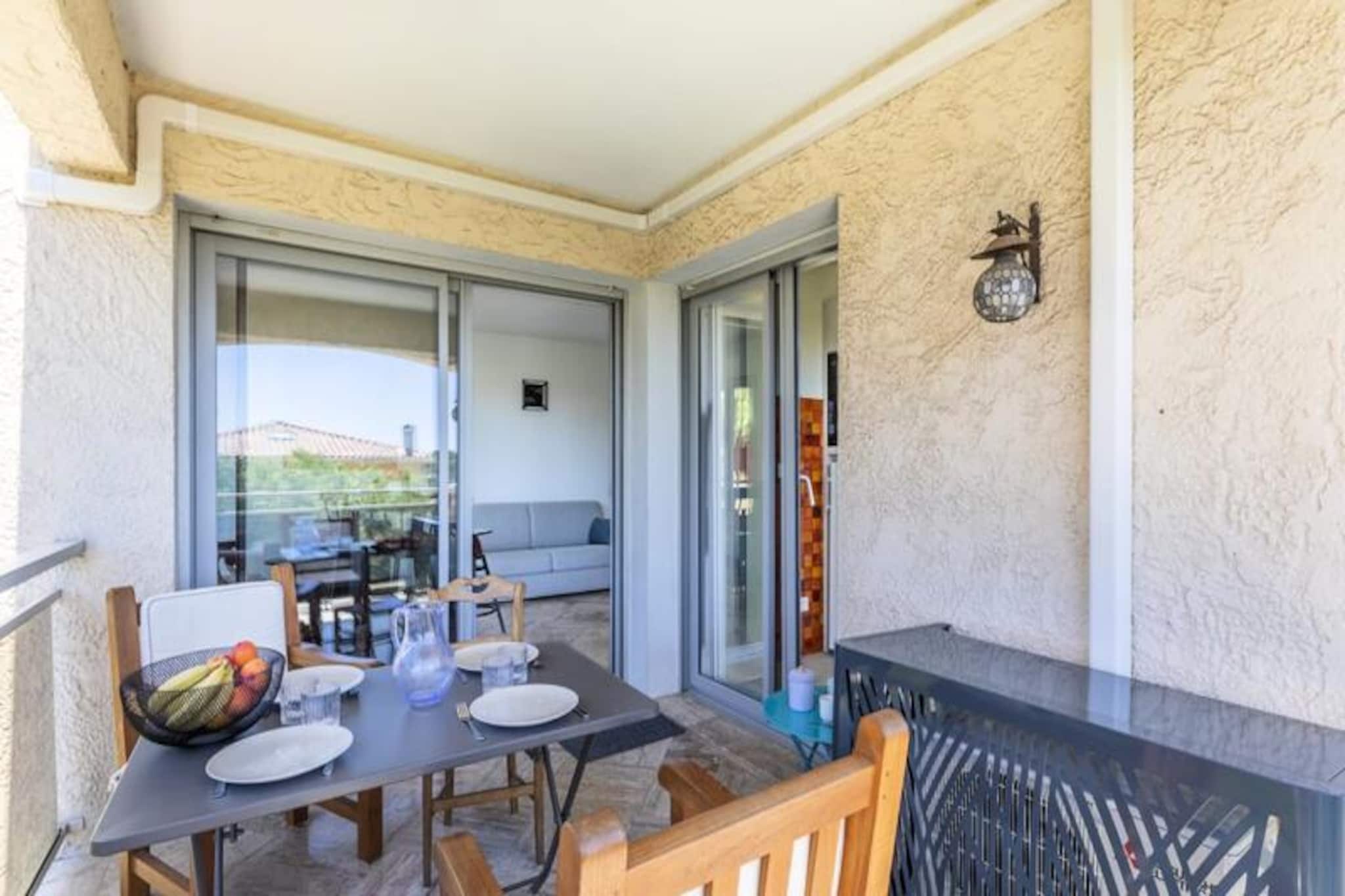 Appartement Balzac --Untagged