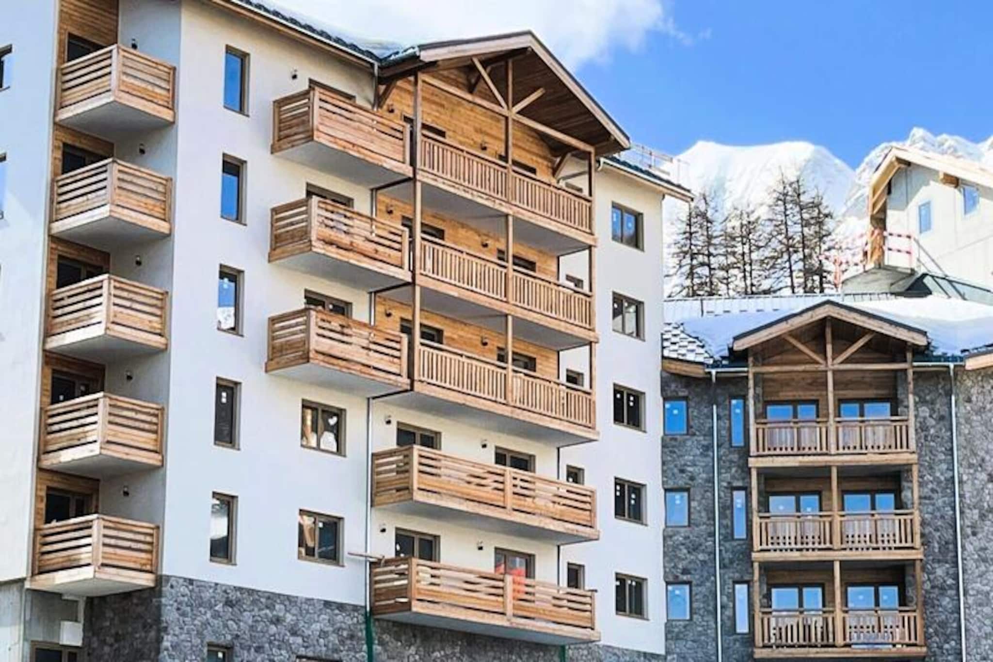 Apartment in Vars near Forêt Blanche Slopes