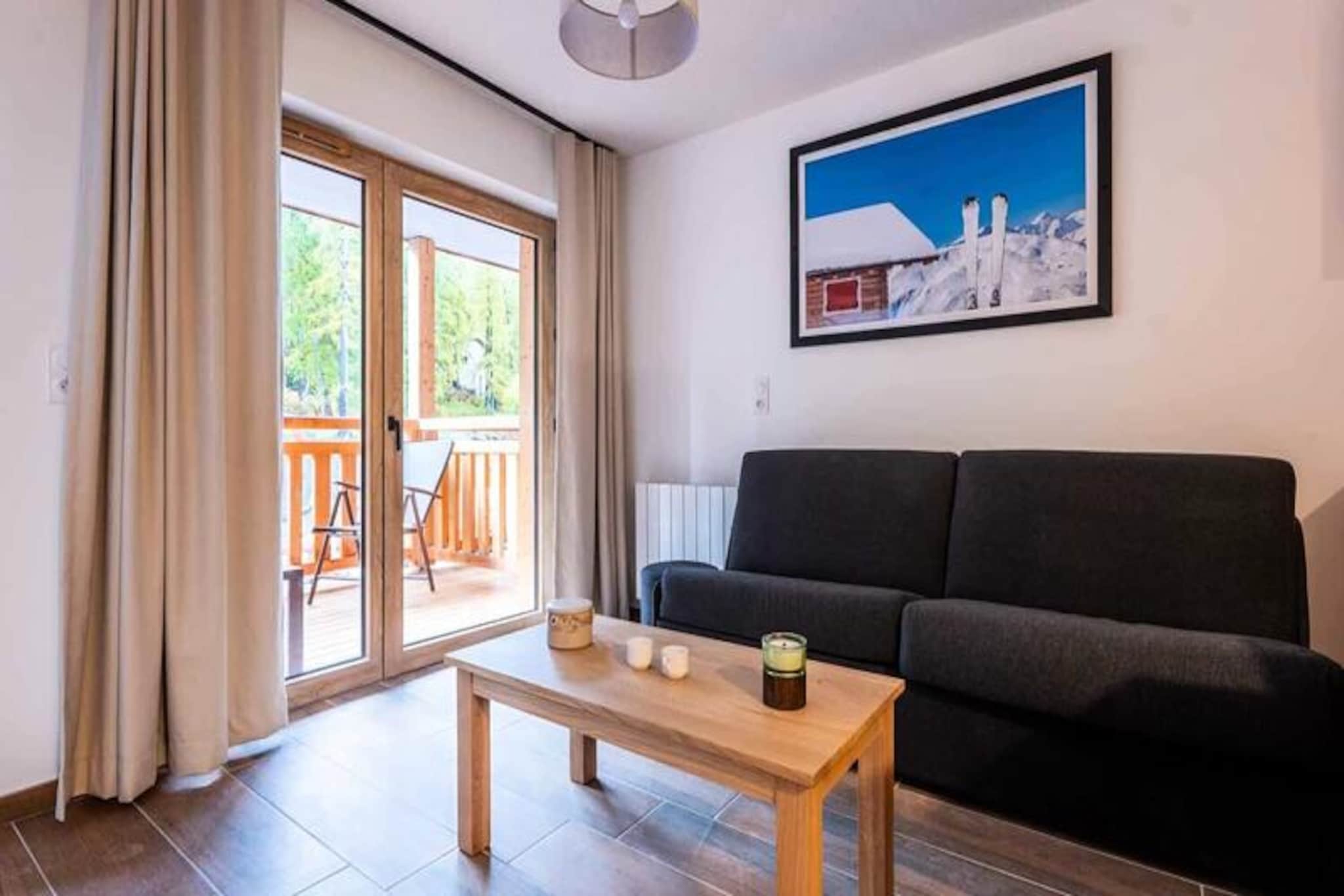 Apartment in Vars near Forêt Blanche Slopes