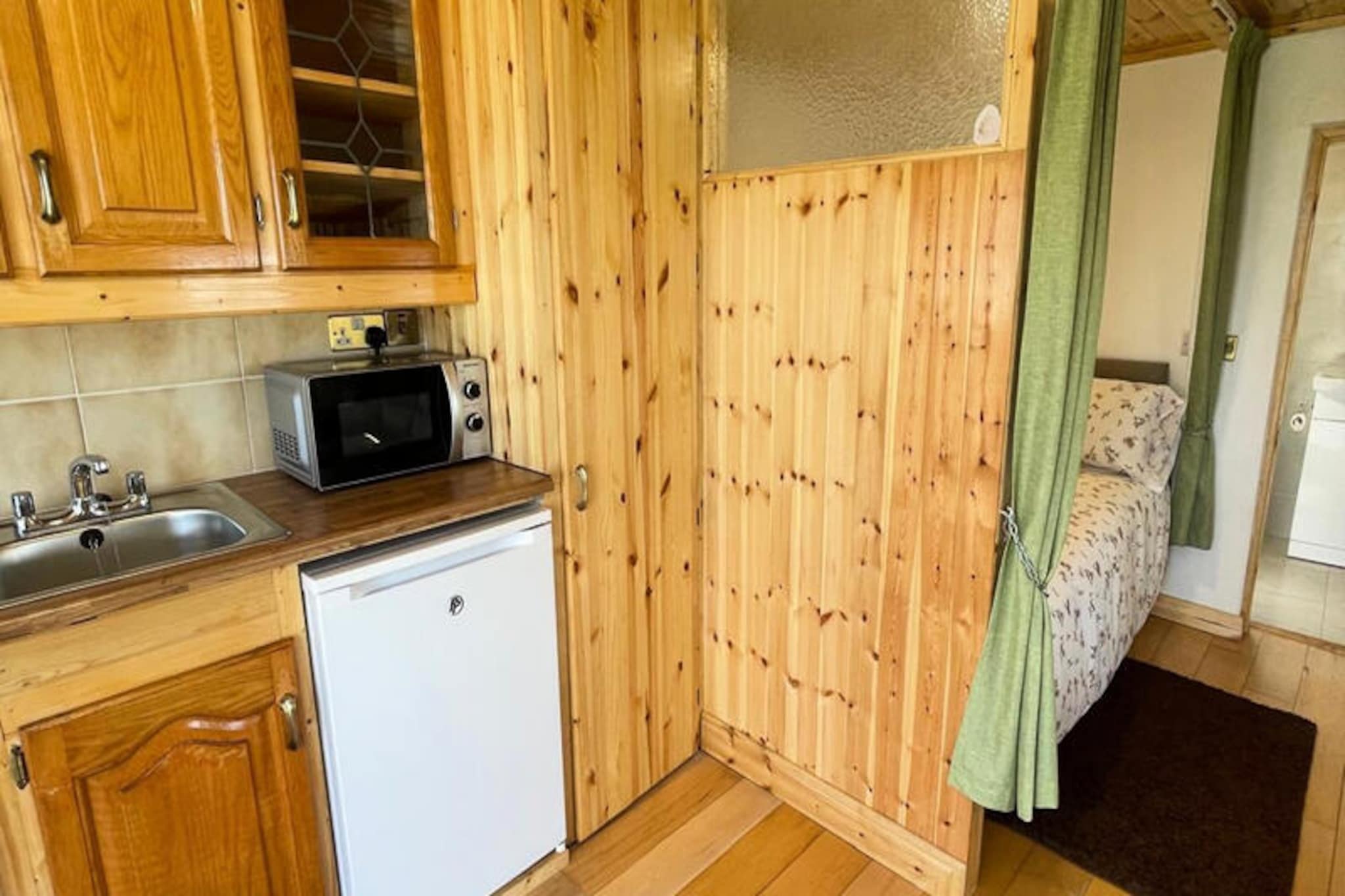 Chalet in Roundstone with Garden Views