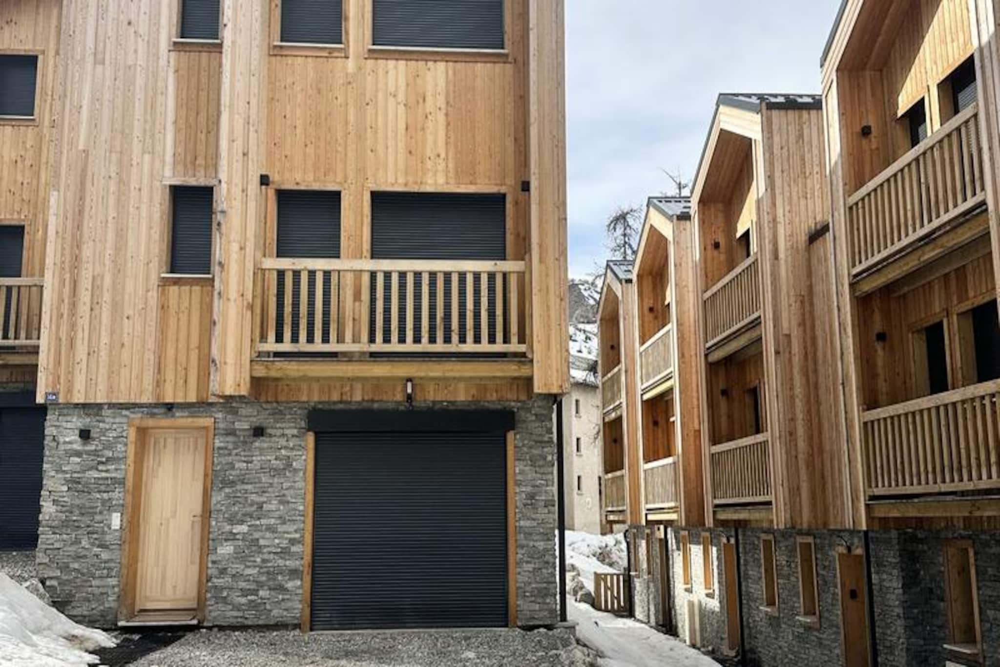 Chalet in Vars near Ski Slopes & Stream