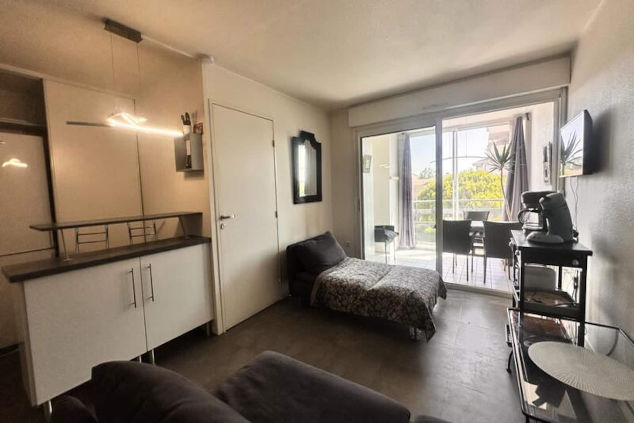 In the heart of the serene Rue de la Montjoie district, this charming apartment offers a perfect retreat just steps from the Mediterranean coastline. Surrounded by lush greenery and a tranquil atmosphere, it’s an ideal getaway for couples, small families, or remote workers seeking a peaceful escape. Imagine starting your day with breakfast on the veranda, the sea breeze gently brushing past, before heading out to explore the nearby beaches or marina. This residence combines comfort, convenience, and the allure of the Camargue region.
The apartment is thoughtfully designed to accommodate up to three guests, featuring a cozy bedroom and a sofa bed in the living area. The fully equipped kitchen allows you to prepare meals with ease, while the modern bathroom with a shower ensures a refreshing start or end to your day. The veranda, complete with a dining set, invites you to enjoy meals al fresco, surrounded by the calm ambiance of the neighborhood. A private parking space is included, making your stay even more hassle-free.
Just a five-minute walk from the beach, the location is perfect for enjoying swimming, water sports, or leisurely seaside strolls. The nearby marina, one of Europe’s largest, offers a vibrant hub of activity with opportunities for sailing and dining. Local shops, restaurants, and public transport are all within easy reach, ensuring you have everything you need for a comfortable stay. For those seeking adventure, the Camargue’s natural beauty and wildlife are just a short drive away.
Whether you’re here for a relaxing holiday, a short break, or a business trip, this apartment provides the perfect base to experience the charm of Port Camargue and the Mediterranean lifestyle. Book your stay today and create unforgettable memories in this idyllic coastal retreat.