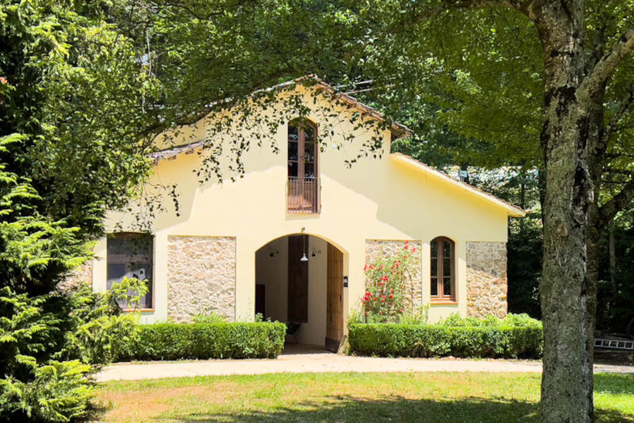 House in Les Guilleries with Private Pool