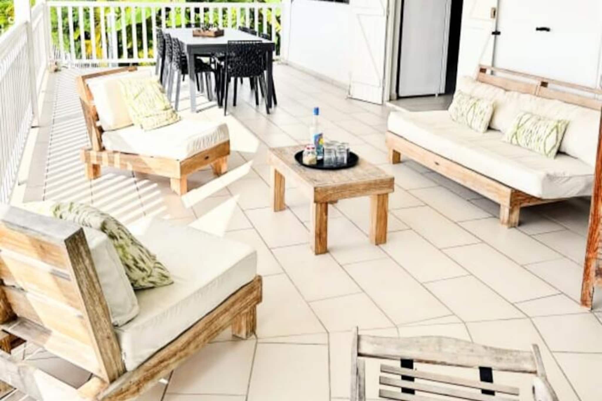 Villa in Grand-Bourg with 180° Sea View