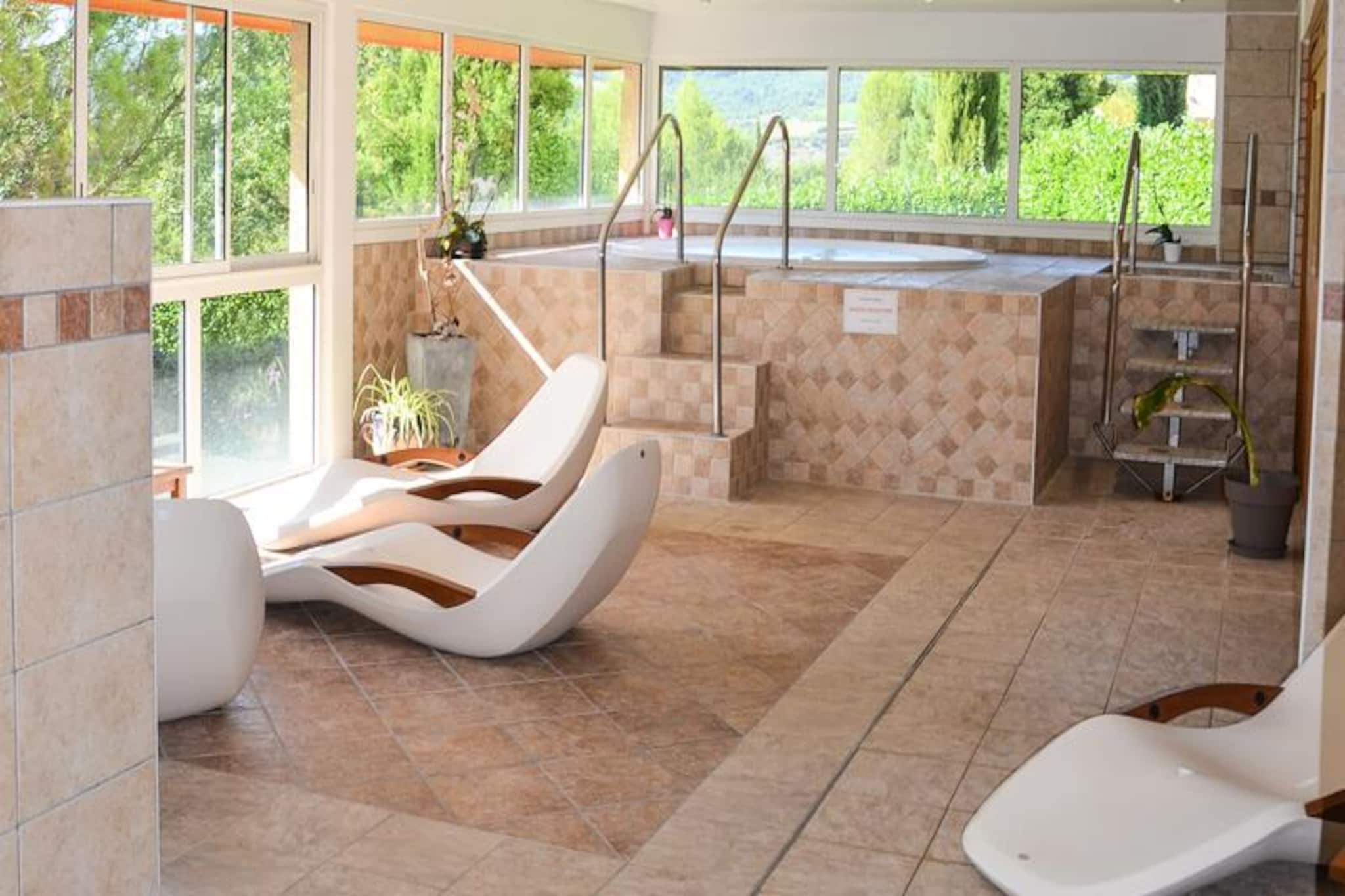 L'Espinet ***-Niet-getagd