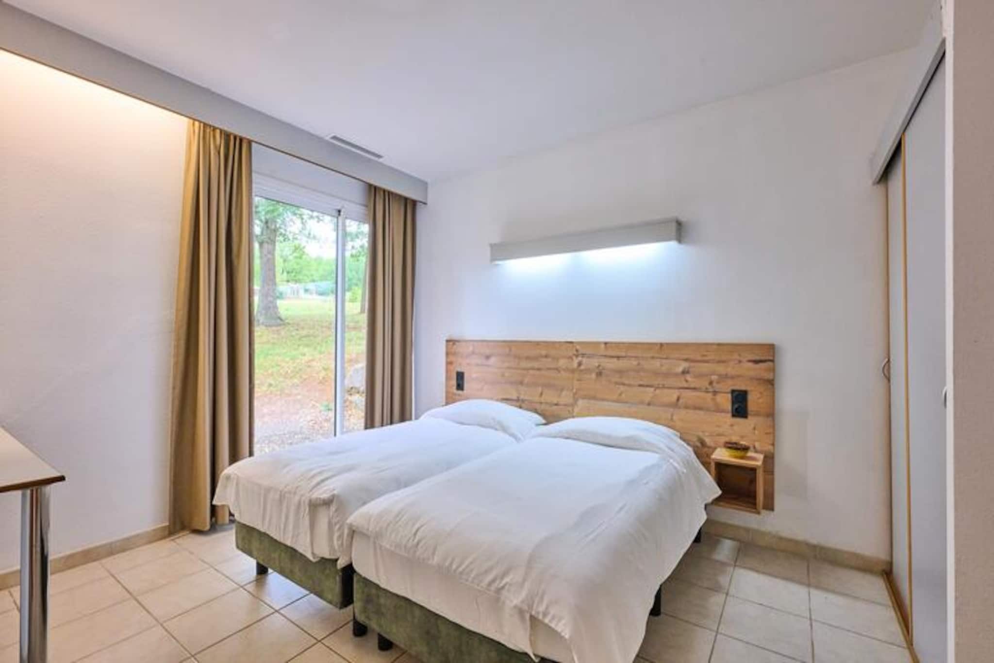 L'Espinet ***-Niet-getagd