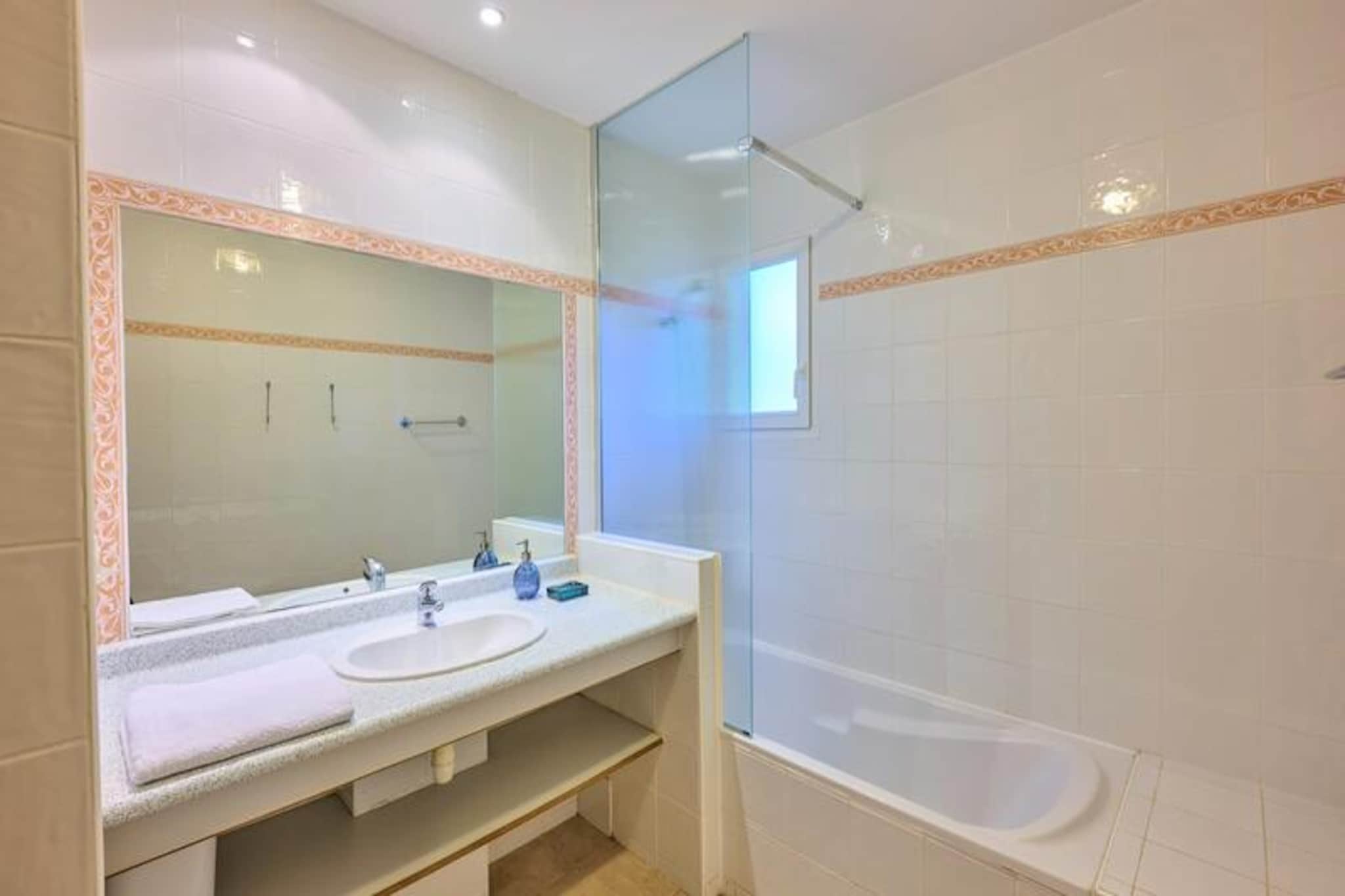 L'Espinet ***-Niet-getagd