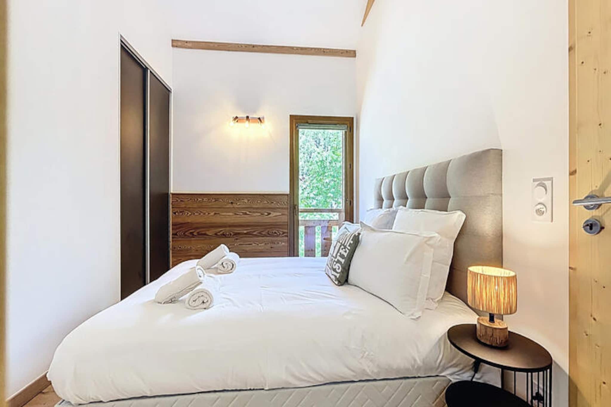 Apartment in Morzine with Panoramic Views
