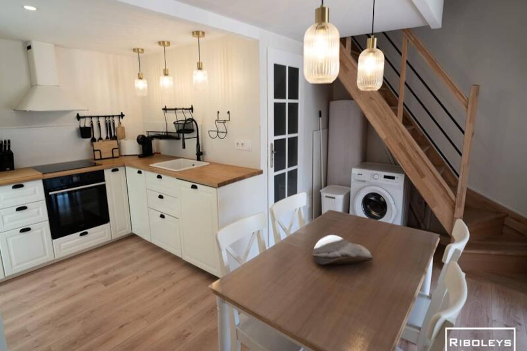 Villa Rénovée Climatisée à 600m De La Plage