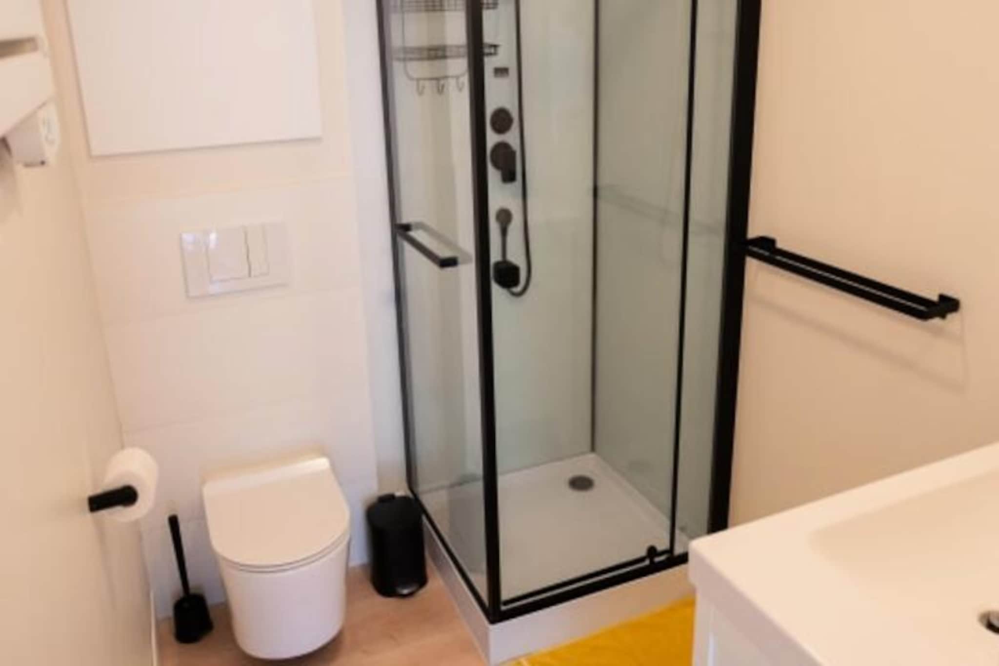 Villa Rénovée Climatisée à 600m De La Plage-Untagged