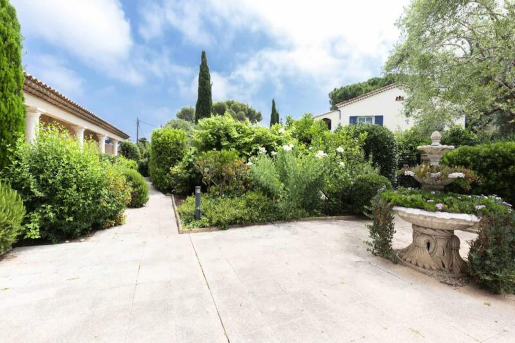 Résidence 2 Pièces Au Cap D’antibes Avec Parking– à 300m Des Plages De La Garoupe-Untagged