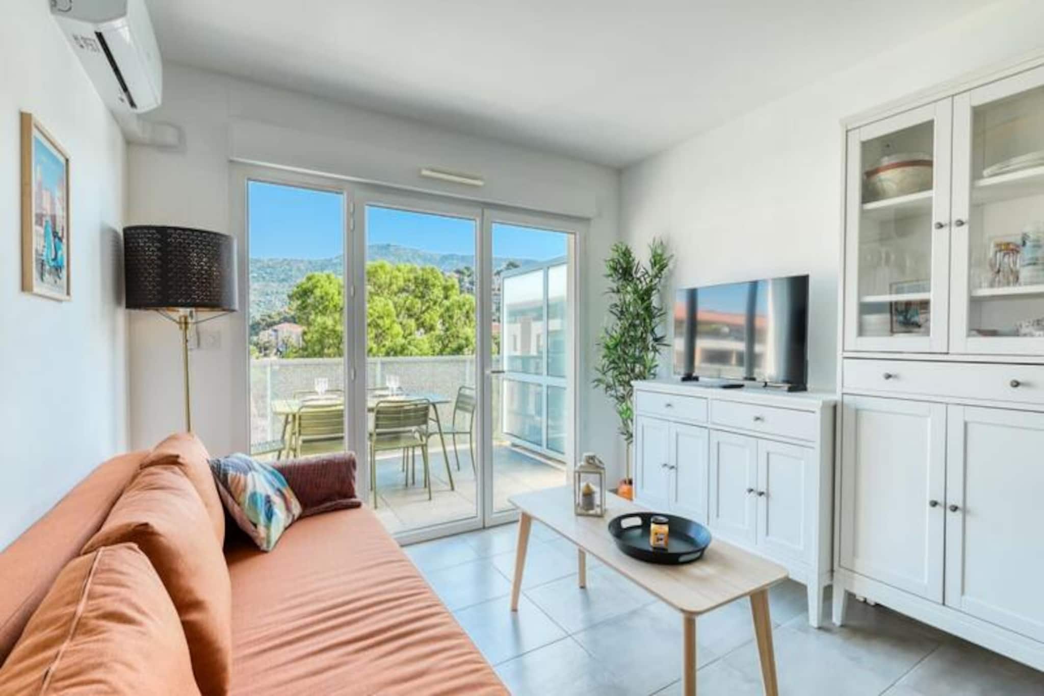 Apartment in Le Lavandou near the beach