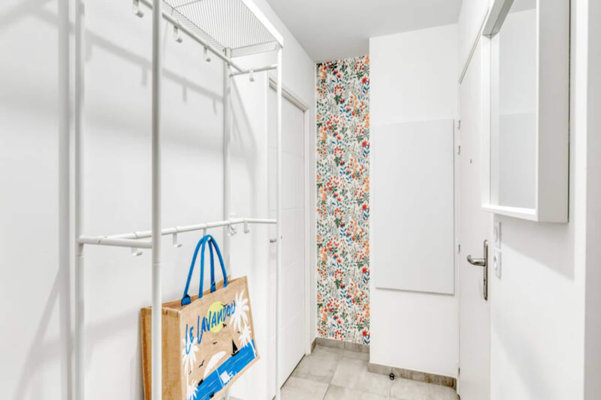 Résidence 🏡 Appartement 2 Chambres Avec Piscine, Parking & Balcon-Niet-getagd