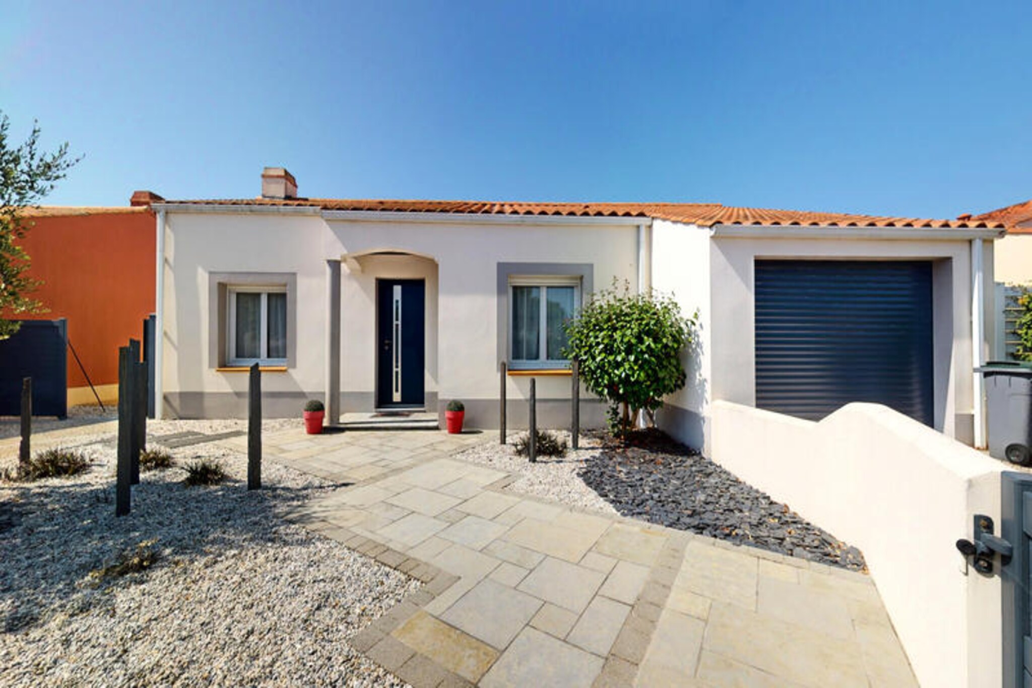 In a serene corner of Saint-Gilles-Croix-de-Vie, Palm Cornue invites you to experience the perfect blend of modern comfort and coastal charm. This bright and contemporary villa is a haven for up to six guests, offering an ideal retreat for families or friends seeking relaxation and adventure. With its sleek design and thoughtful amenities, this home promises a memorable stay just moments from the vibrant life of the Vendée coastline. 
 
 Step inside to discover a warm and welcoming interior, where every detail has been designed with your comfort in mind. The villa features two cozy bedrooms, each with a comfortable double bed, and a spacious living area that flows seamlessly into the dining room and open-plan kitchen. Fully equipped with an oven, microwave, dishwasher, and coffee maker, the kitchen ensures effortless meal preparation, while the stylish décor creates a harmonious atmosphere for unwinding after a day of exploration. 
 
 Outside, the private terrace beckons with its partially shaded dining area and inviting swimming pool, complete with a retractable dome for year-round enjoyment. Lounge by the water on sunbeds or savor al fresco meals under the electric awning, all within the privacy of a fully enclosed garden. A garage is available for storing bicycles or beach gear, making it easy to explore the surrounding area. 
 
 Palm Cornue’s location is unbeatable, placing you close to the sandy beaches, bustling fishing port, and charming town center of Saint-Gilles-Croix-de-Vie. Cycle paths wind through the nearby national forest and along the coastline, offering breathtaking ocean views. For families, attractions like Dunes Park and Feeling Forest provide endless fun, while adventurers can venture to Île d’Yeu or the renowned Puy du Fou theme park. Whether you’re savoring local seafood, exploring coastal trails, or simply relaxing by the pool, this villa is your gateway to the best of the Vendée region.